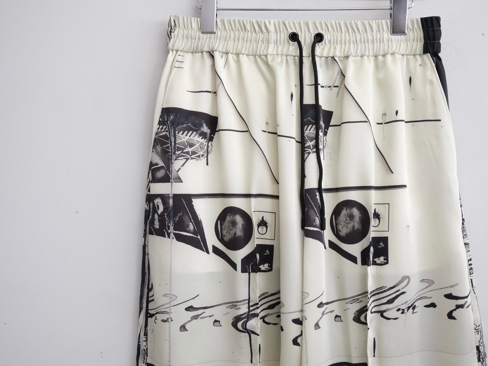 semoh”SHT GRAPHIIC SHORT PANTS” | Lapel online store