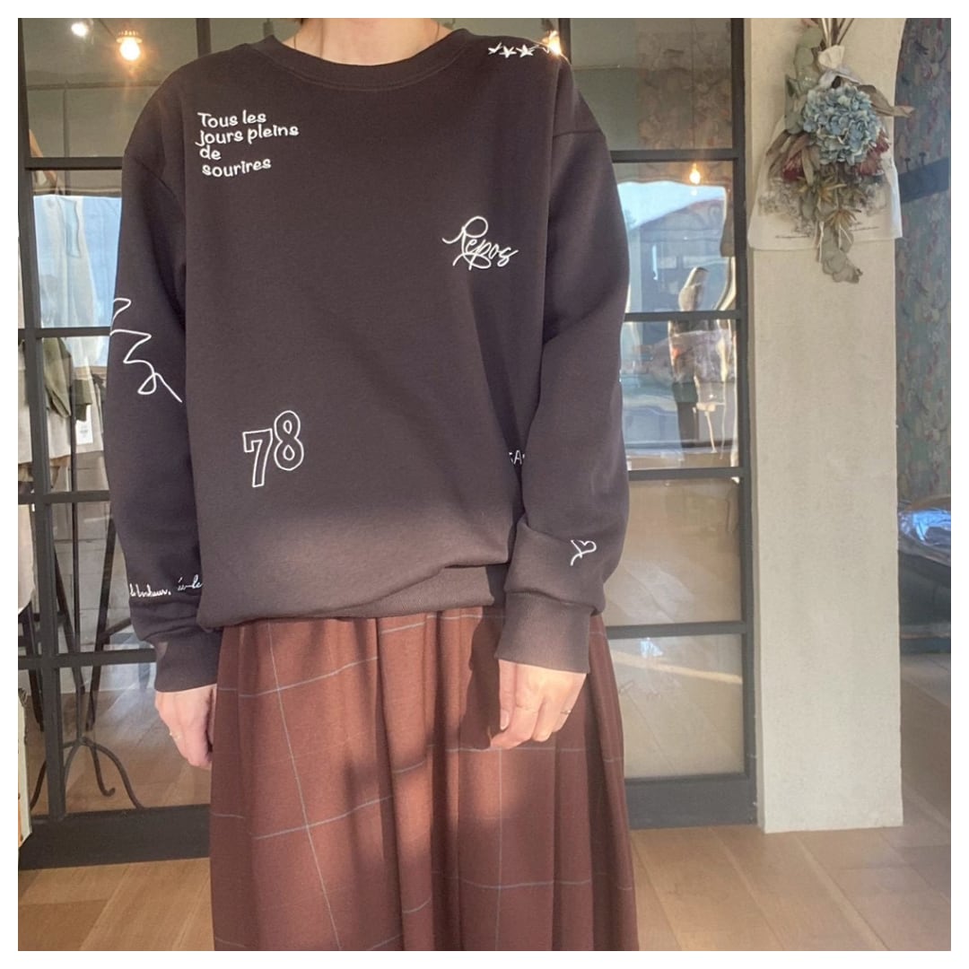 【Eito stan】ロゴ配置スウェット