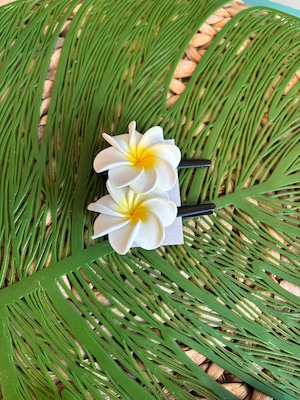 【ハワイアン ヘアクリップ】プルメリア ホワイト 2本セット♪