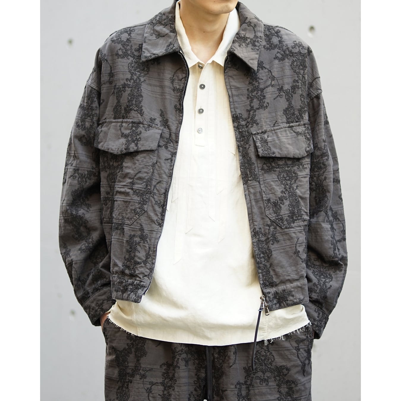 The Viridi-anne コンクリート迷彩 カットソー Archive The Viridi-anne] (ザヴィリディアン) VI-3963-06 EMBROIDERED STRIPE