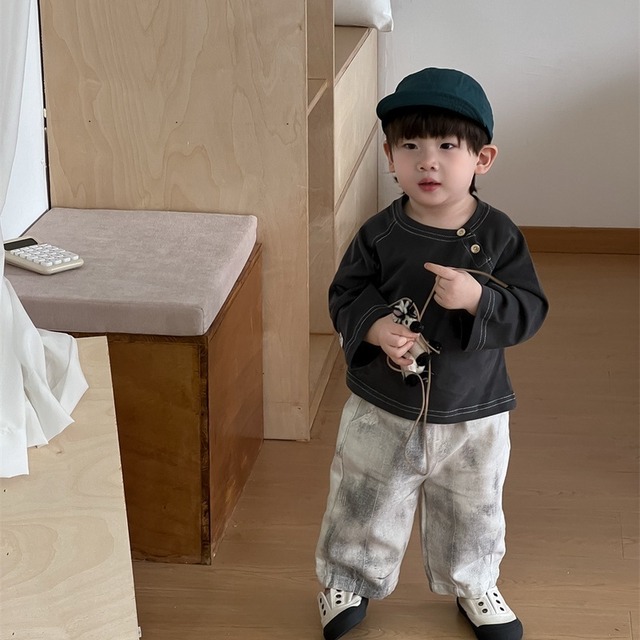 【BABY】無地シャツ　デニムパンツ