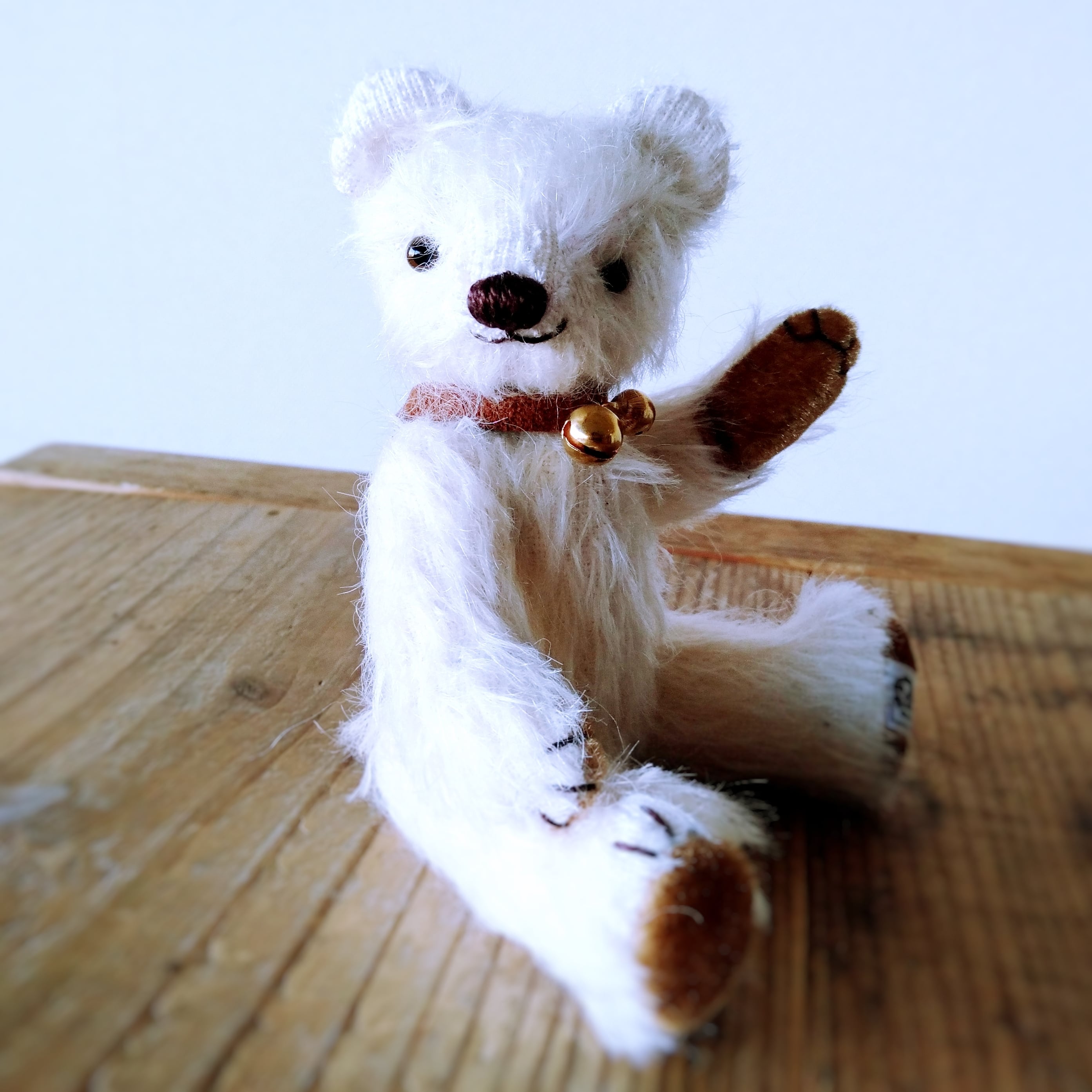ハンドメイド】バッグチャームにもなる小さなテディベア_13cm