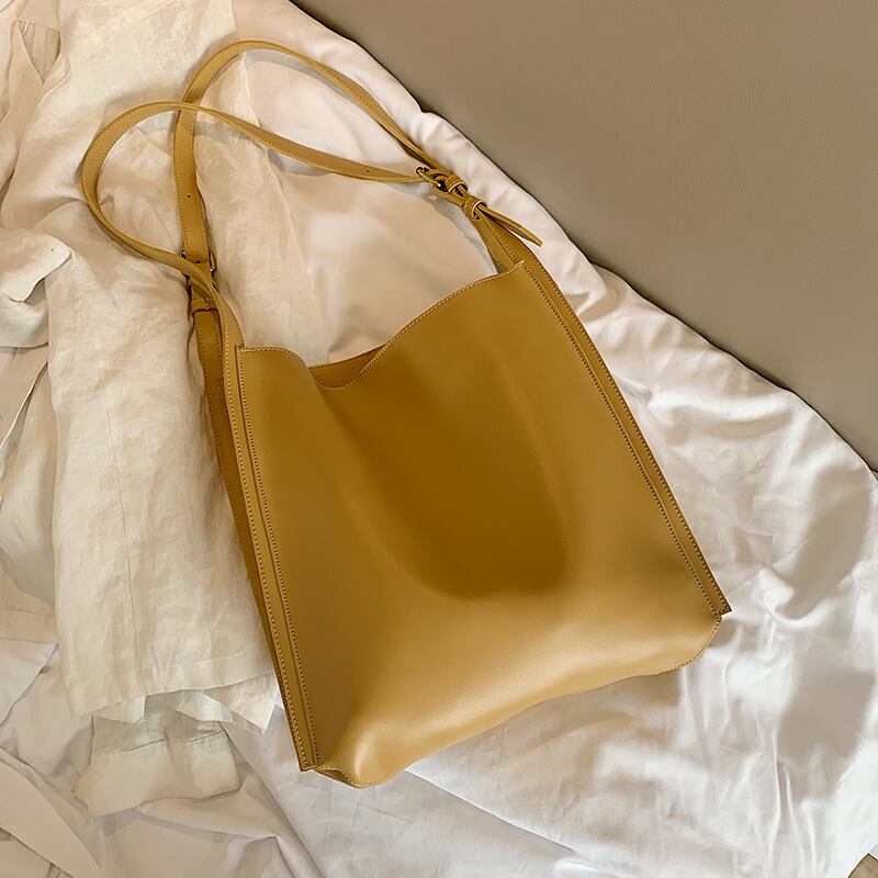 大容量バッグ女性バッグ2020新しい波夏のファッションシンプルなショルダーバッグネットレッドワイルドカジュアルトートバッグ Tiancai_Wing_Bag4543699