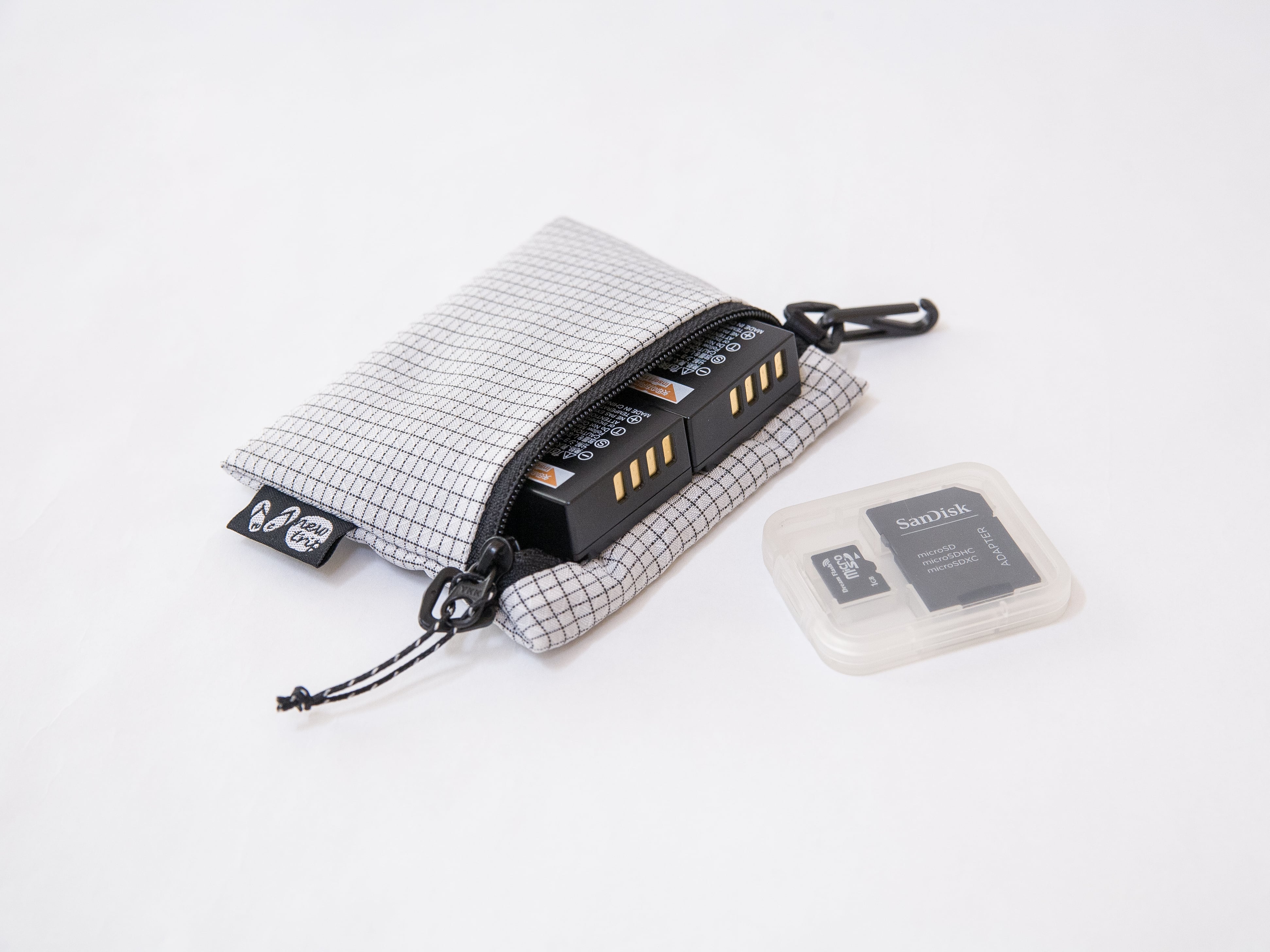 Camera Pouch - L | new trip