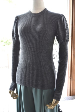 Bilitis dix-sept ans(ビリティスディセッタン) 25A/W Puff Sleeve Pullover