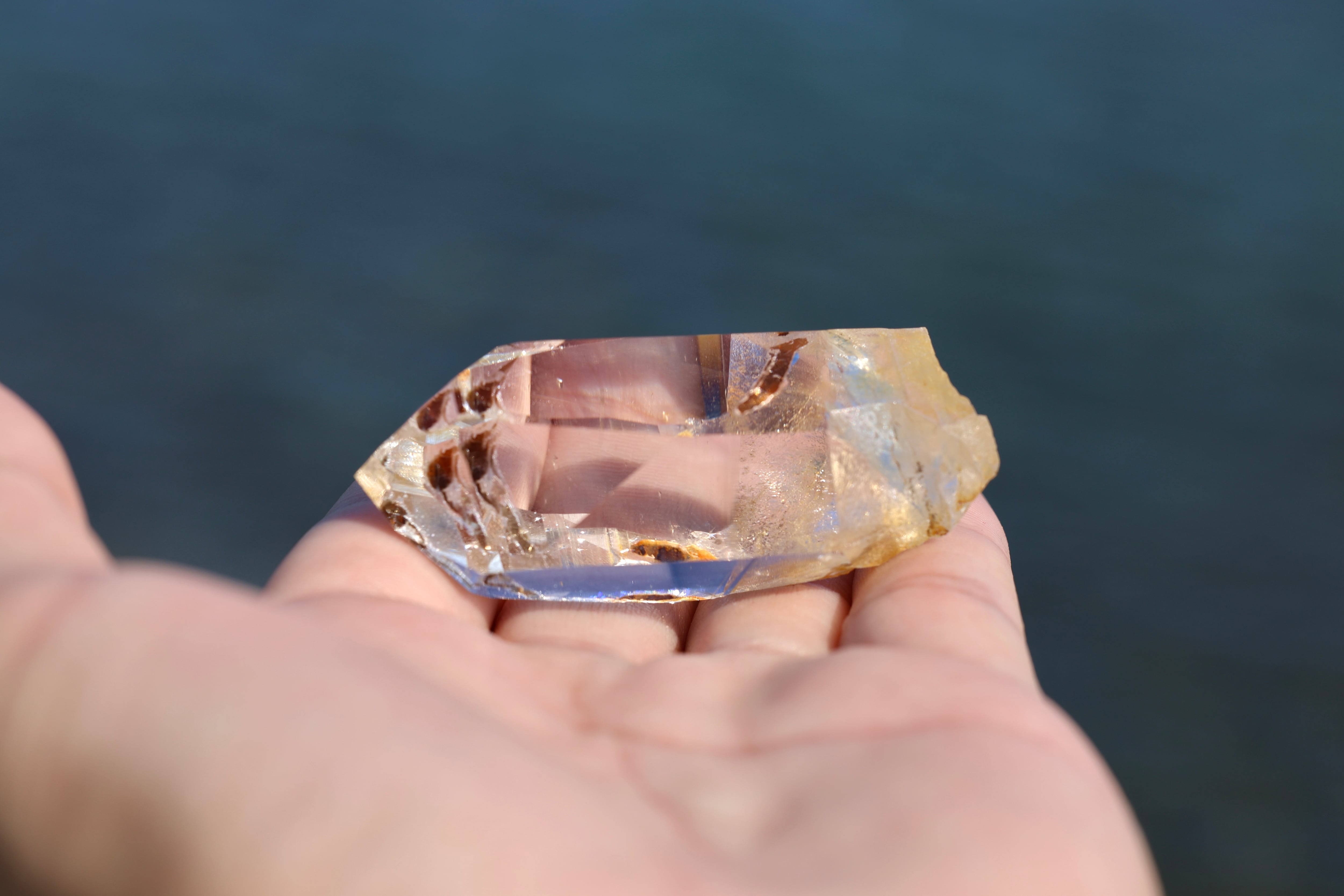 ヒマラヤ水晶 ガネーシュヒマール産 | 石垣島の夜光貝とヒマラヤ水晶