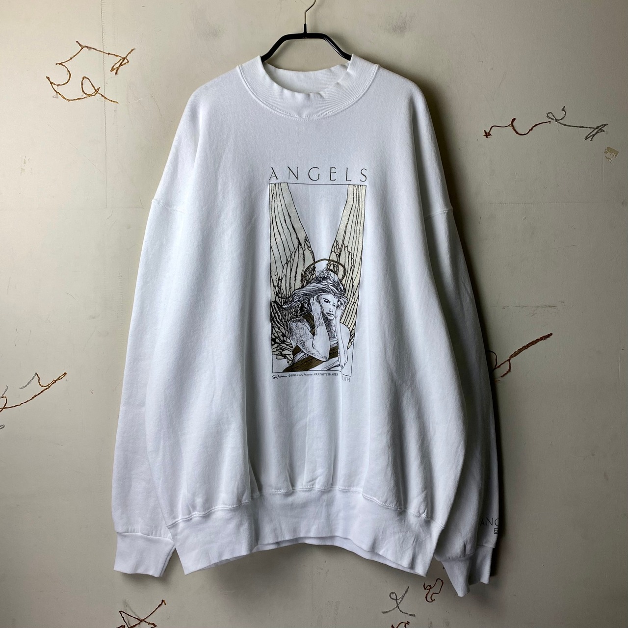 vintage 1996’s angel print sweat shirt