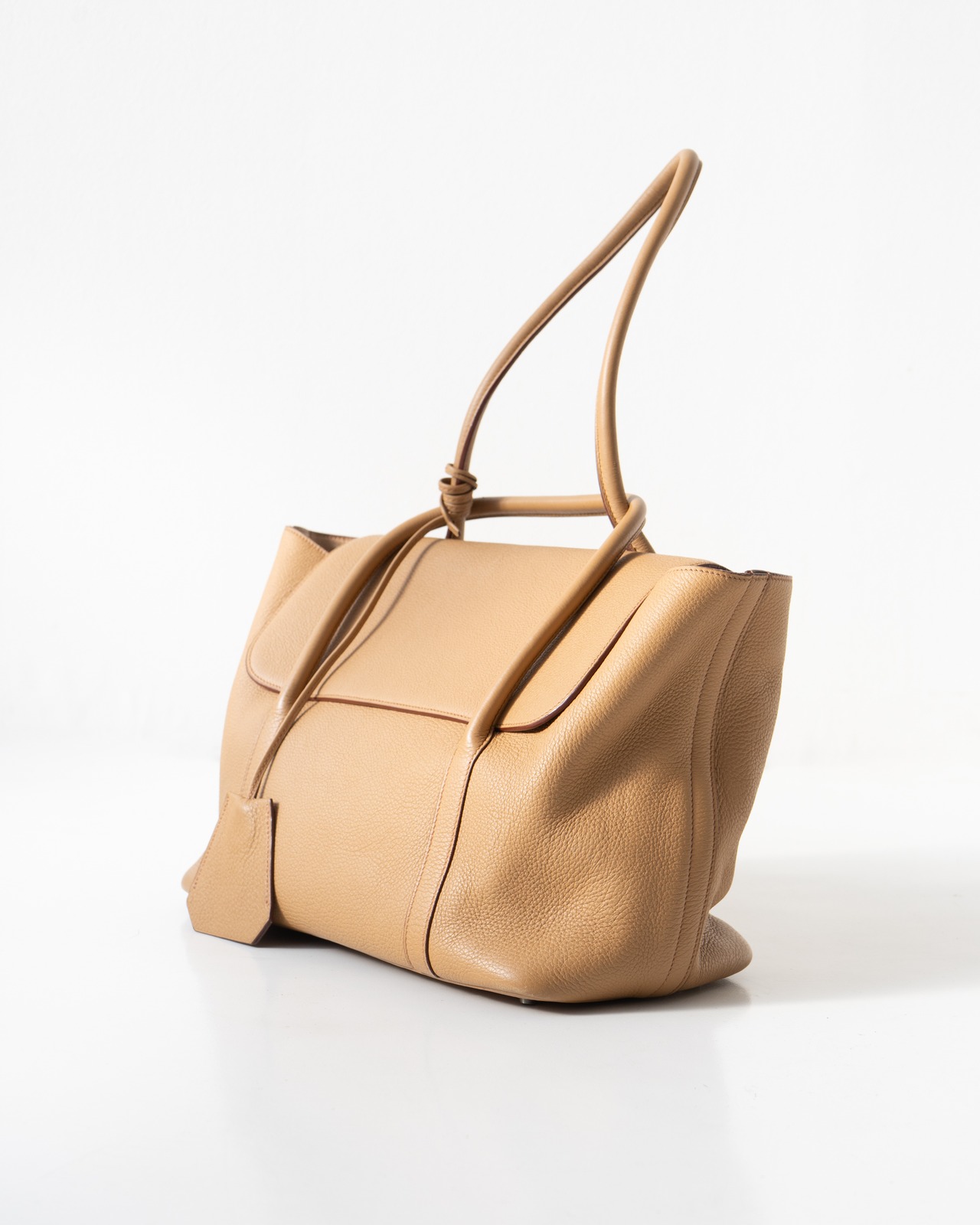 〈Hermès by martin margiela〉Initial Veau Gulliver Leather Bag