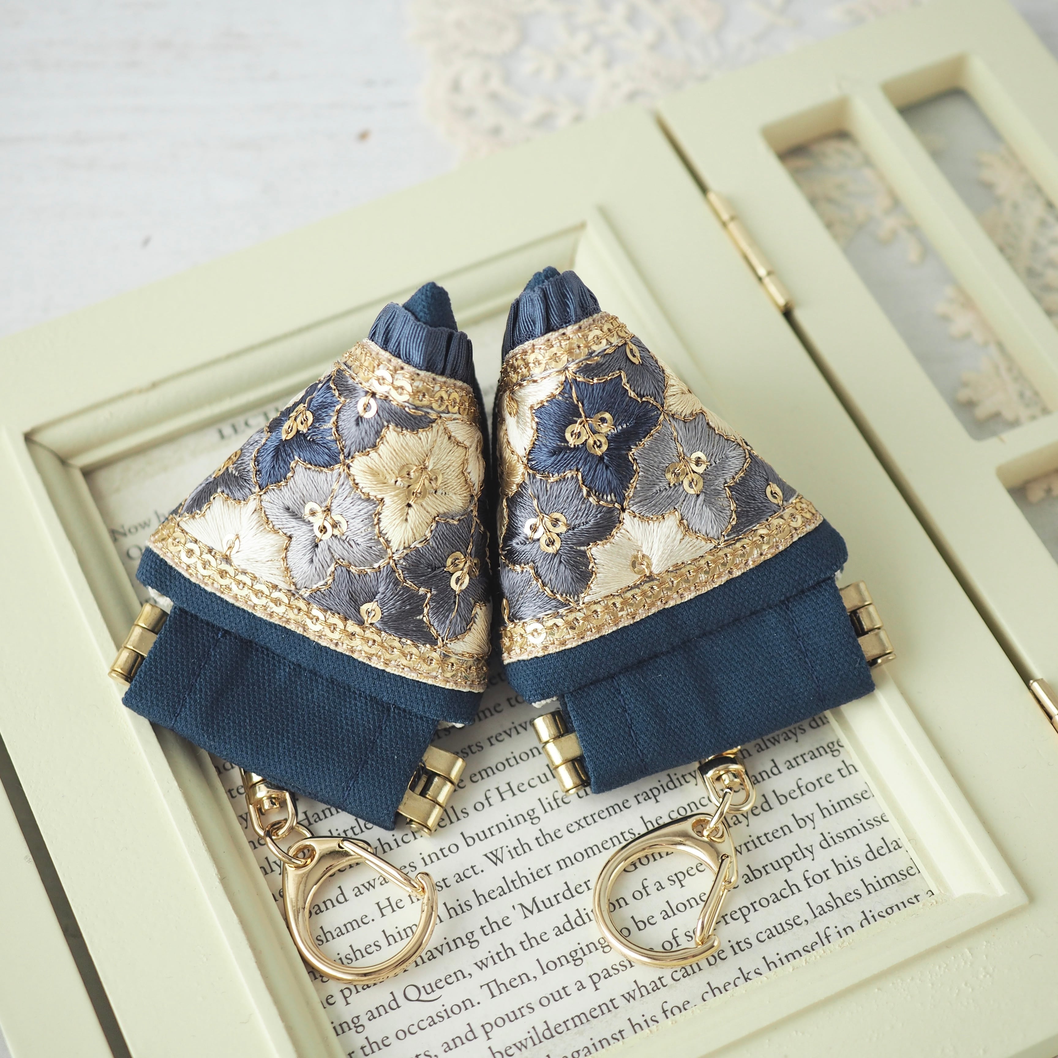 インド刺繍リボン ミニテトラポーチ | Link.hand-made インド刺繍ポーチ