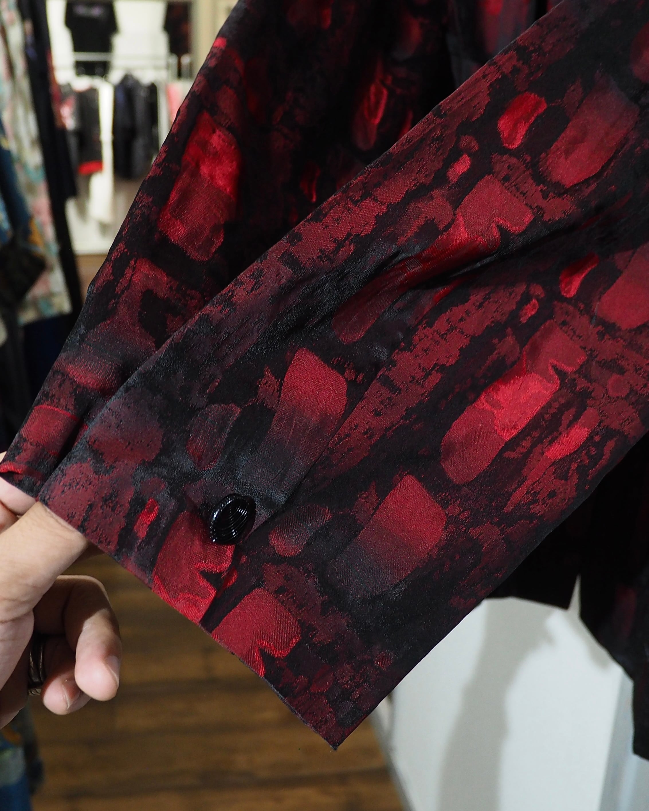 " 深紅 " Scale Embossed pattern Vintage loose Easy Tailored jacket