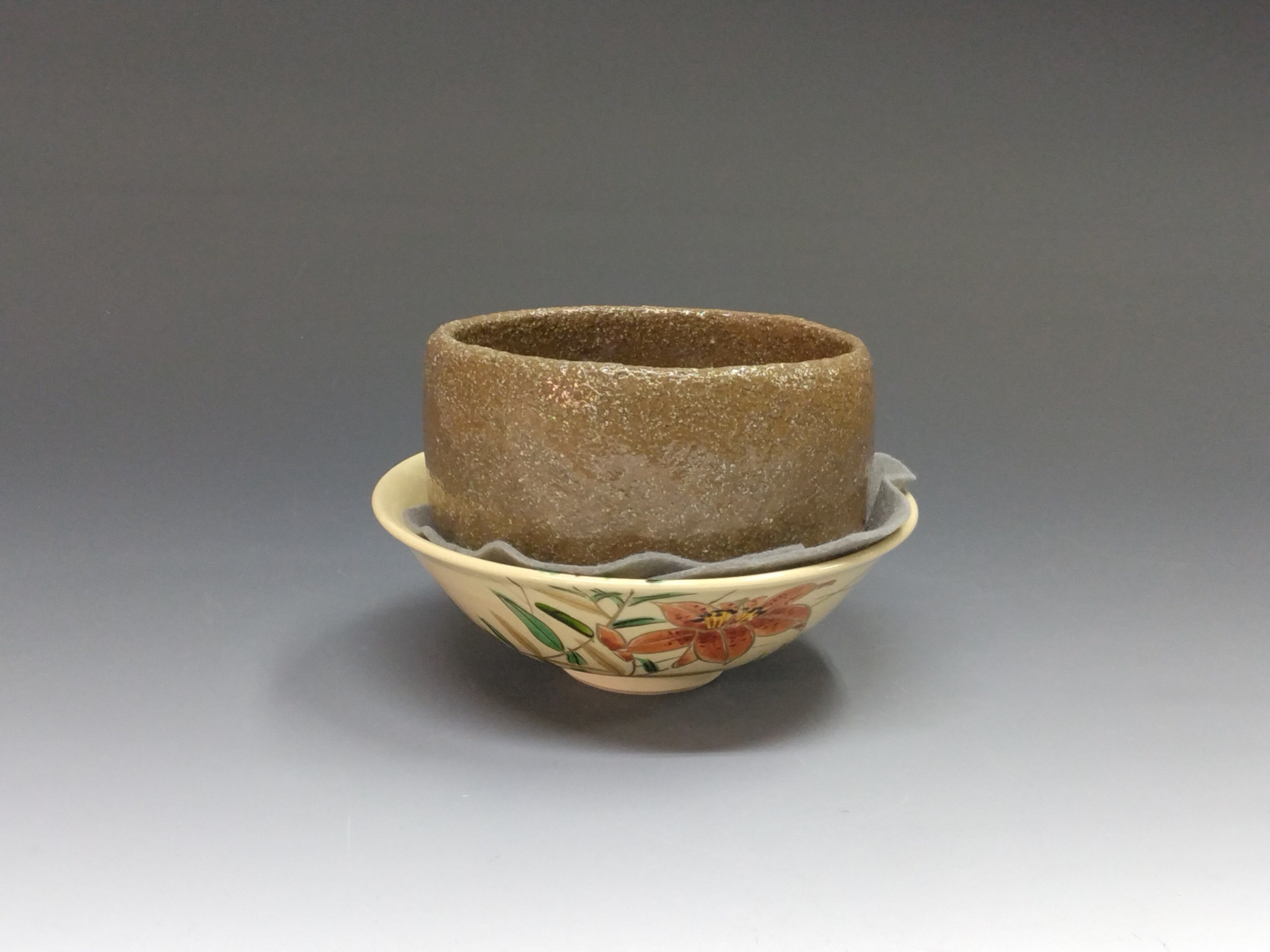 古美術品◼️お茶室よりステキな雰囲気の菓子皿が出てきました、茶道具、備前焼、角皿 はじめてのお茶道具 名工 森里良三(二代陶楽)｜MORISATO Ryouzou