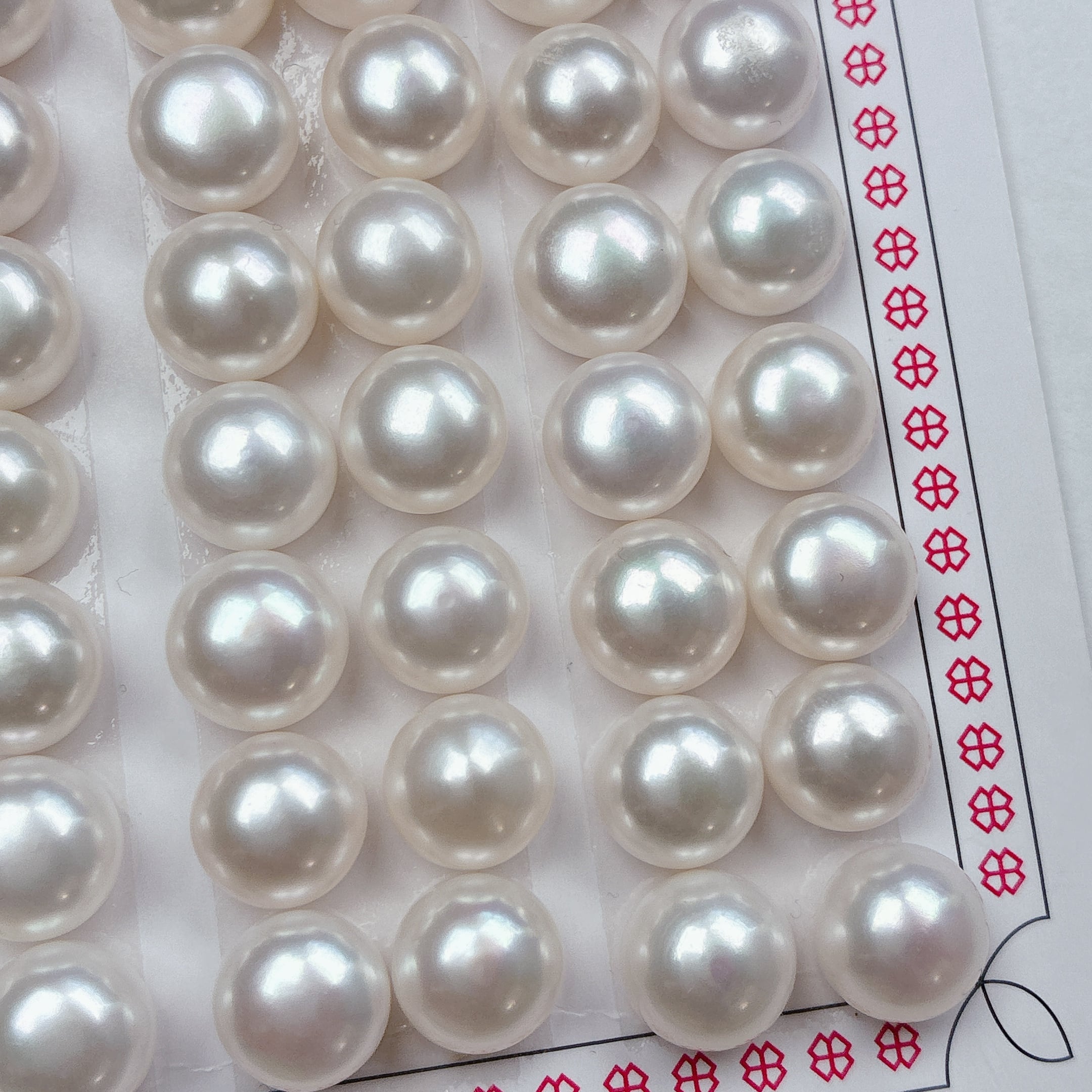 【大粒10mm】贅沢な輝き！無核コインパール（白/片穴・2粒セット）でハンドメイドを格上げ｜ P0016