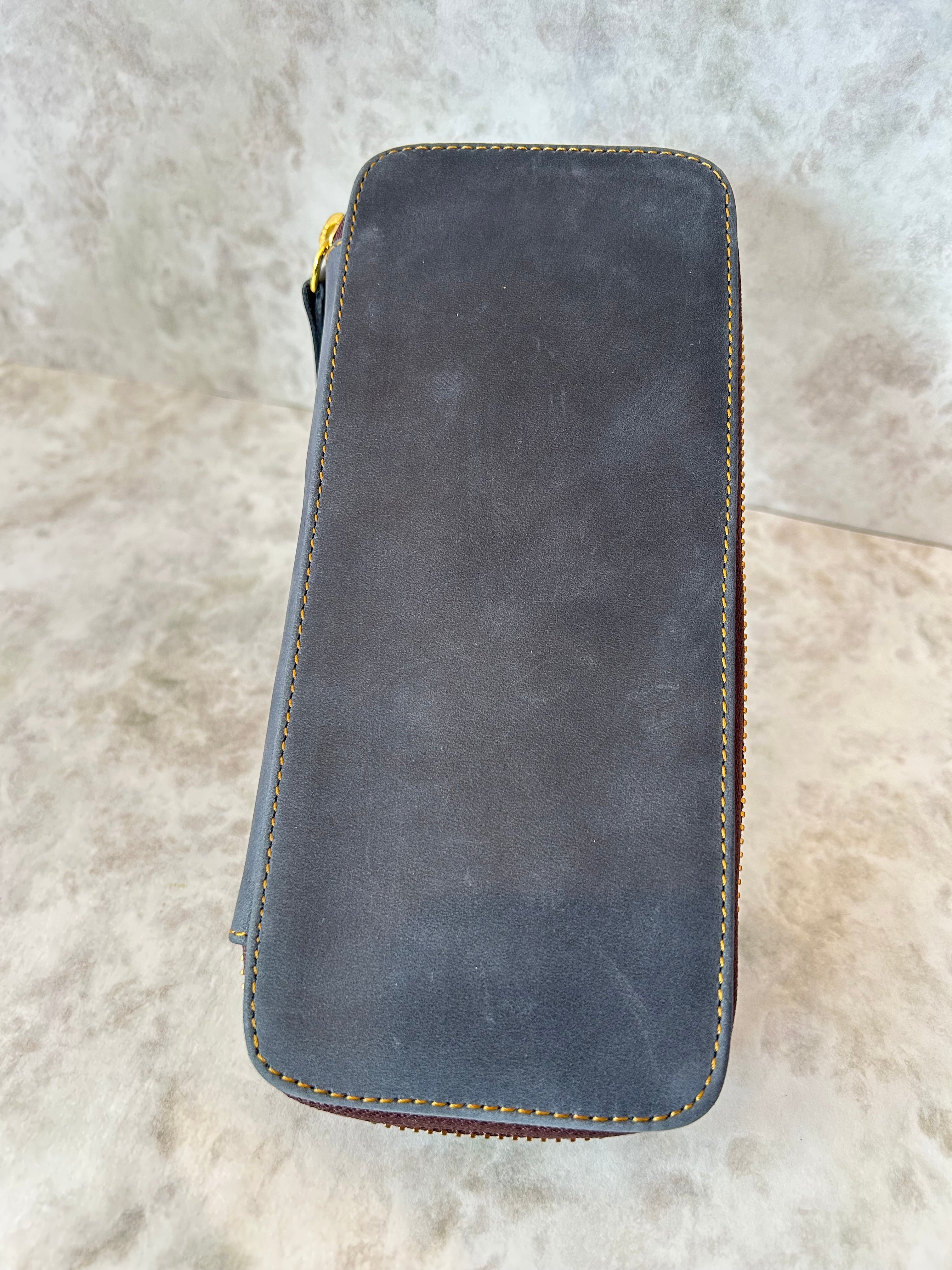 ペンネジューク創業80th記念】バハギア & クラフト ラウンドジップペン