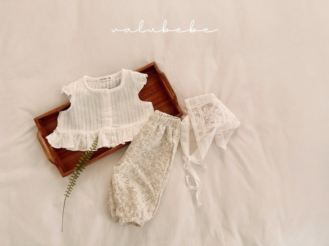 [valubebe] Puff Square Blouse / [벨루베베] 퍼프스퀘어블라우스