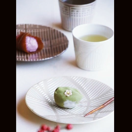 Syoji カップ＆プレート ペアセット 湯のみ 中皿 幻想的な色彩と光沢