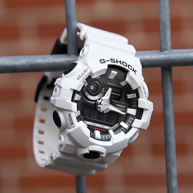 CASIO カシオ G-SHOCK G-ショック アナデジ ダイナミックなスタイリング GA-700-7A ホワイト 腕時計 メンズ | WATCH  INDEX powered by BASE