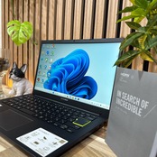 \ 公式ショップ限定価格❣️/ 極美品《ハイスペック》ASUS VivoBook 第11世代 メモリ8GB SSD256GB 最新ノートパソコン オフィス付き 安心サポート&3ヶ月保証付き