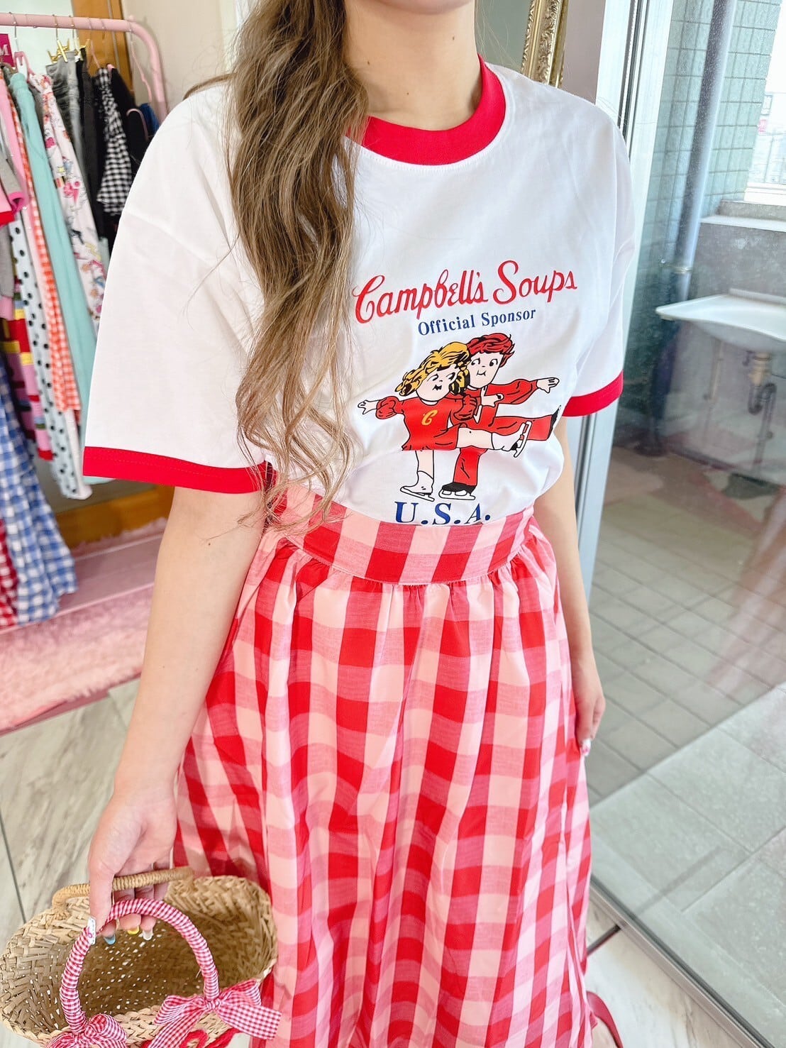 RedカジュアルラインロゴTシャツ/韓国/レディースファッション/可愛い/おしゃれ/ラフ/可愛い/赤/女の子/半袖/春/夏(3-362)