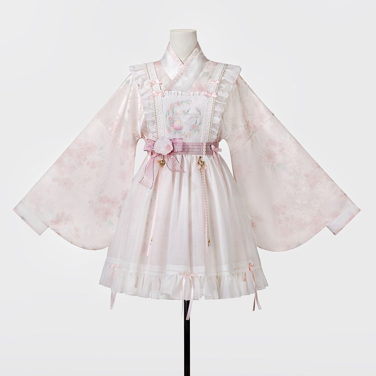 桃源郷のひな祭り 〜桃の花刺繍とフリルエプロンメイド服〜 | Maiden's