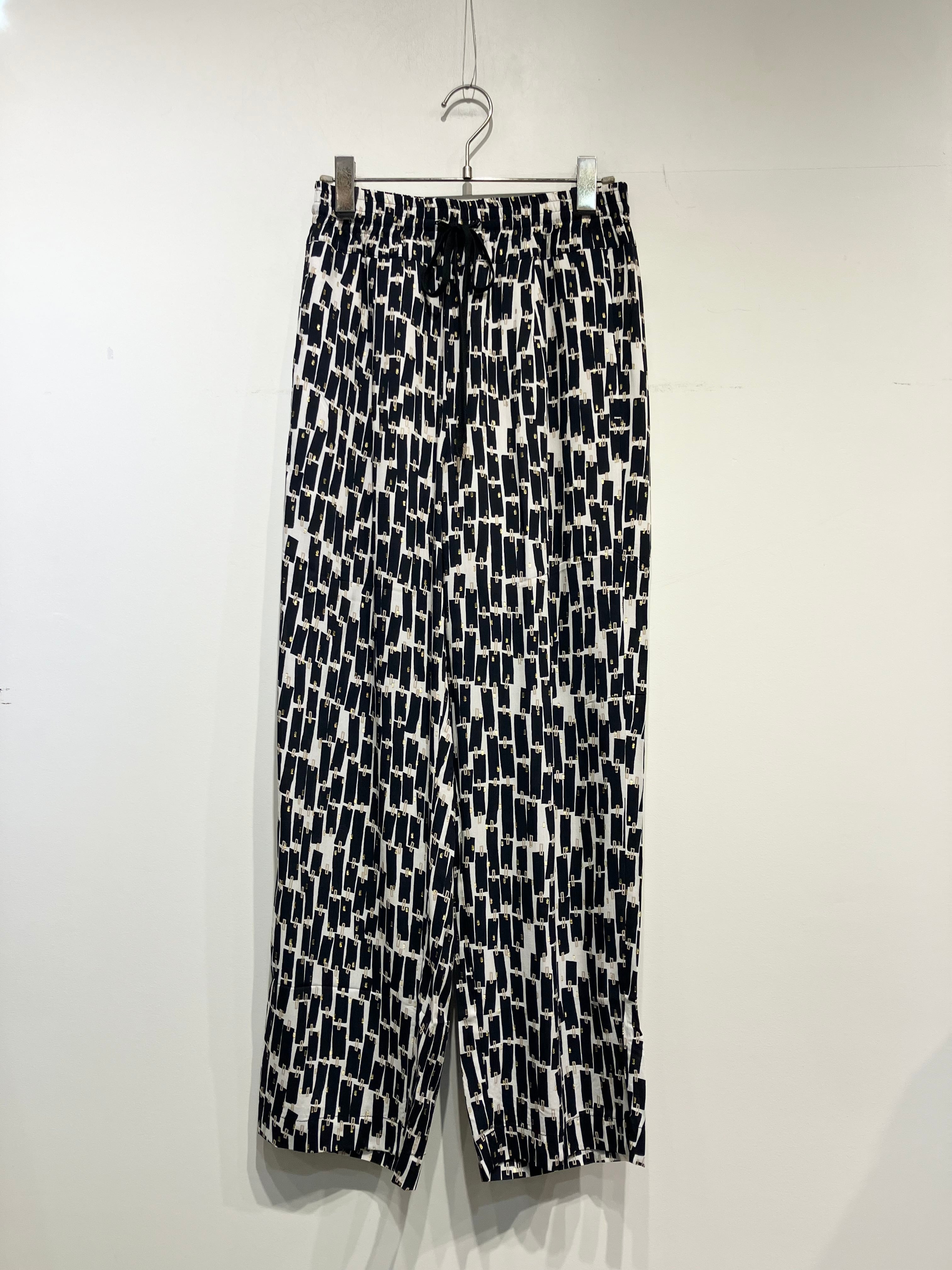 MuNich ジャガードプリントイージーパンツ