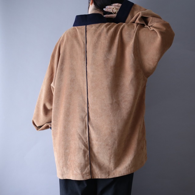 "和" motif embroidery and china button over silhouette haori jacket