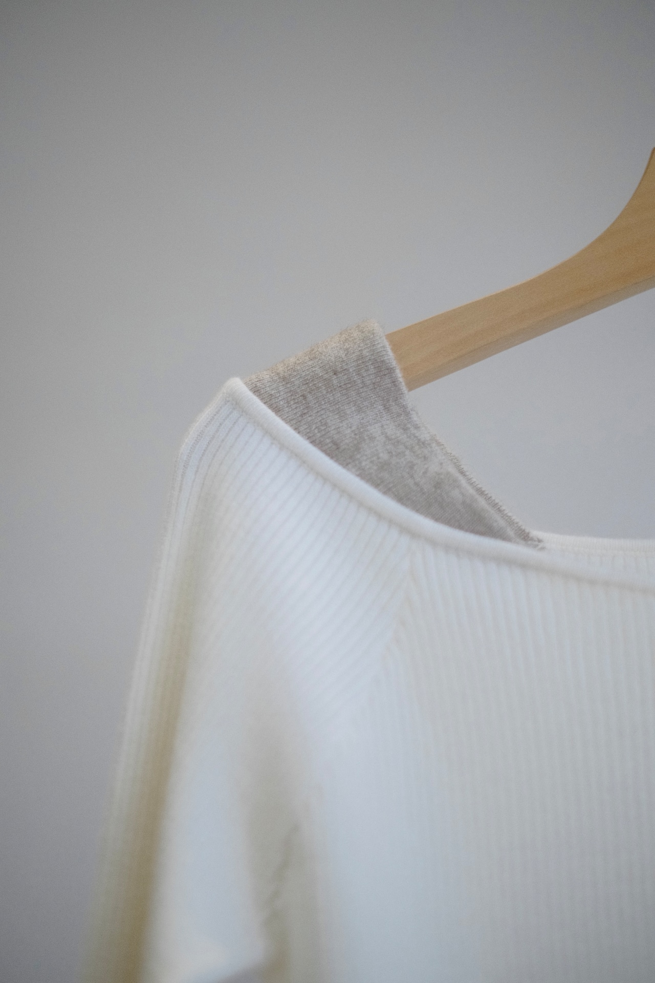 Bicolor Layered Off-Shoulder Knit / IVORY - 6