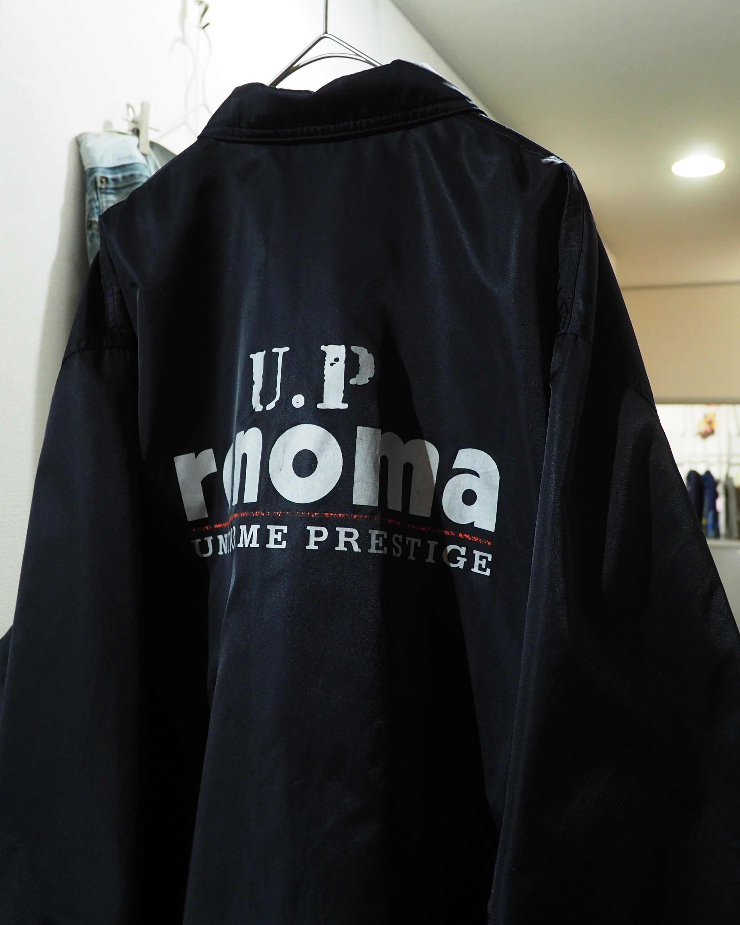 1990s " U.P renoma " Black Shiny Logo Printed Vintage Nylon Coach Jacket