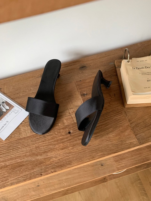 [BELLMI] satin low mule sandal