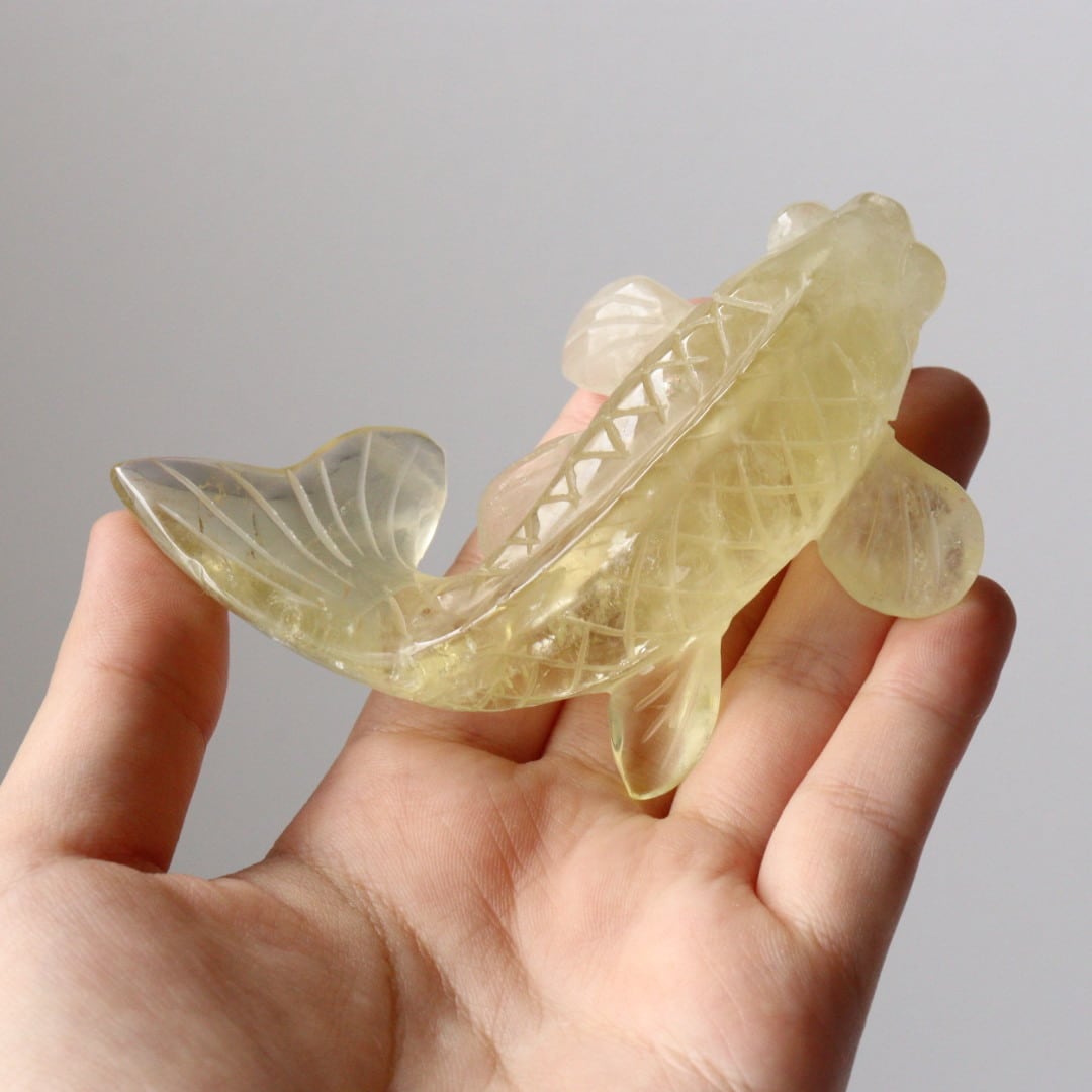 天然石　トロレアイト　カービング鷹　オーダー台座付き　大きな彫刻No.891 天然黄楊木 木彫りのロータス台座 仏像の台座 荘厳、神聖 仏教置物