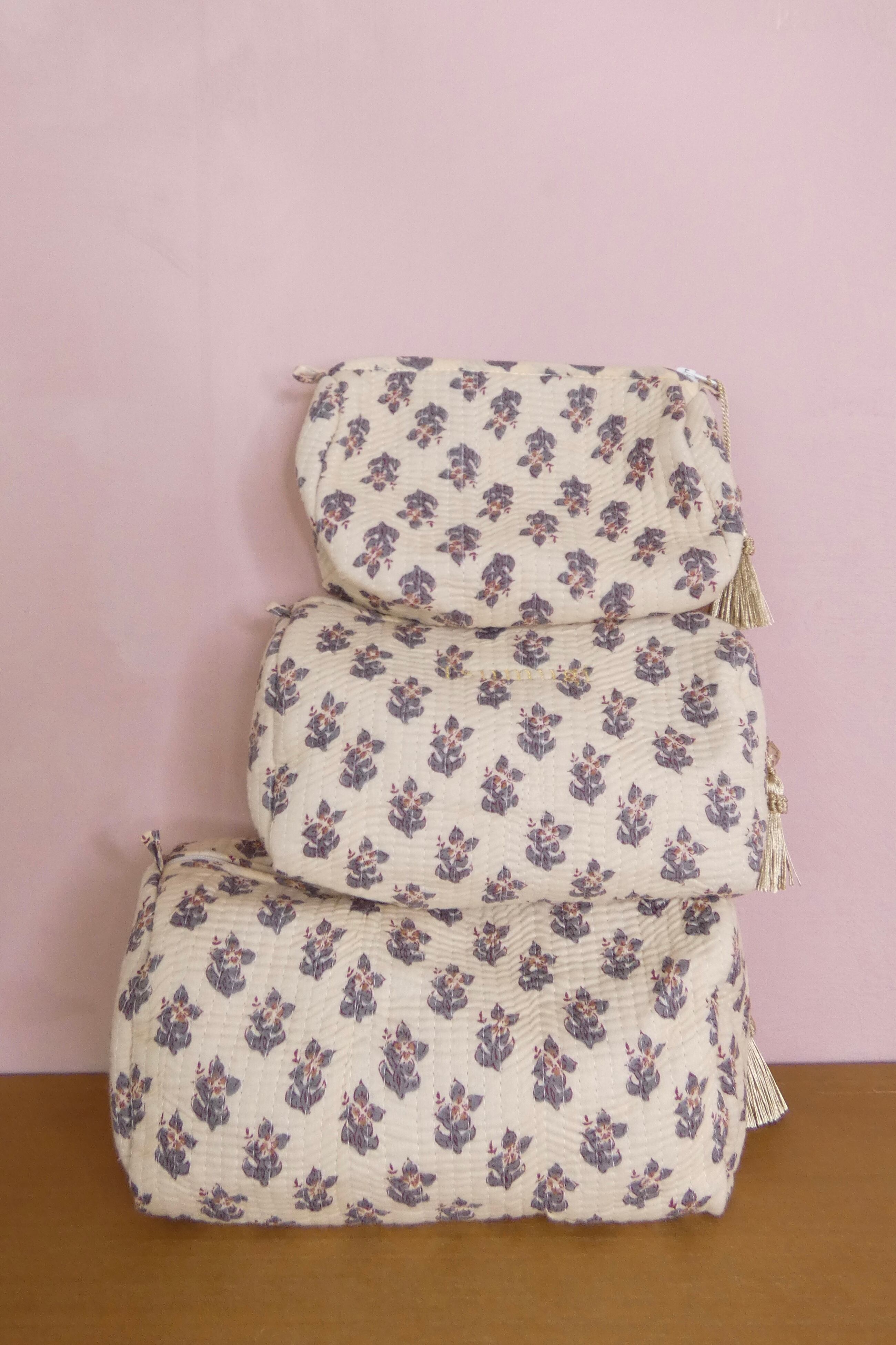 【名入れ刺繍可】Lサイズブロックプリントポーチ/ベージュ