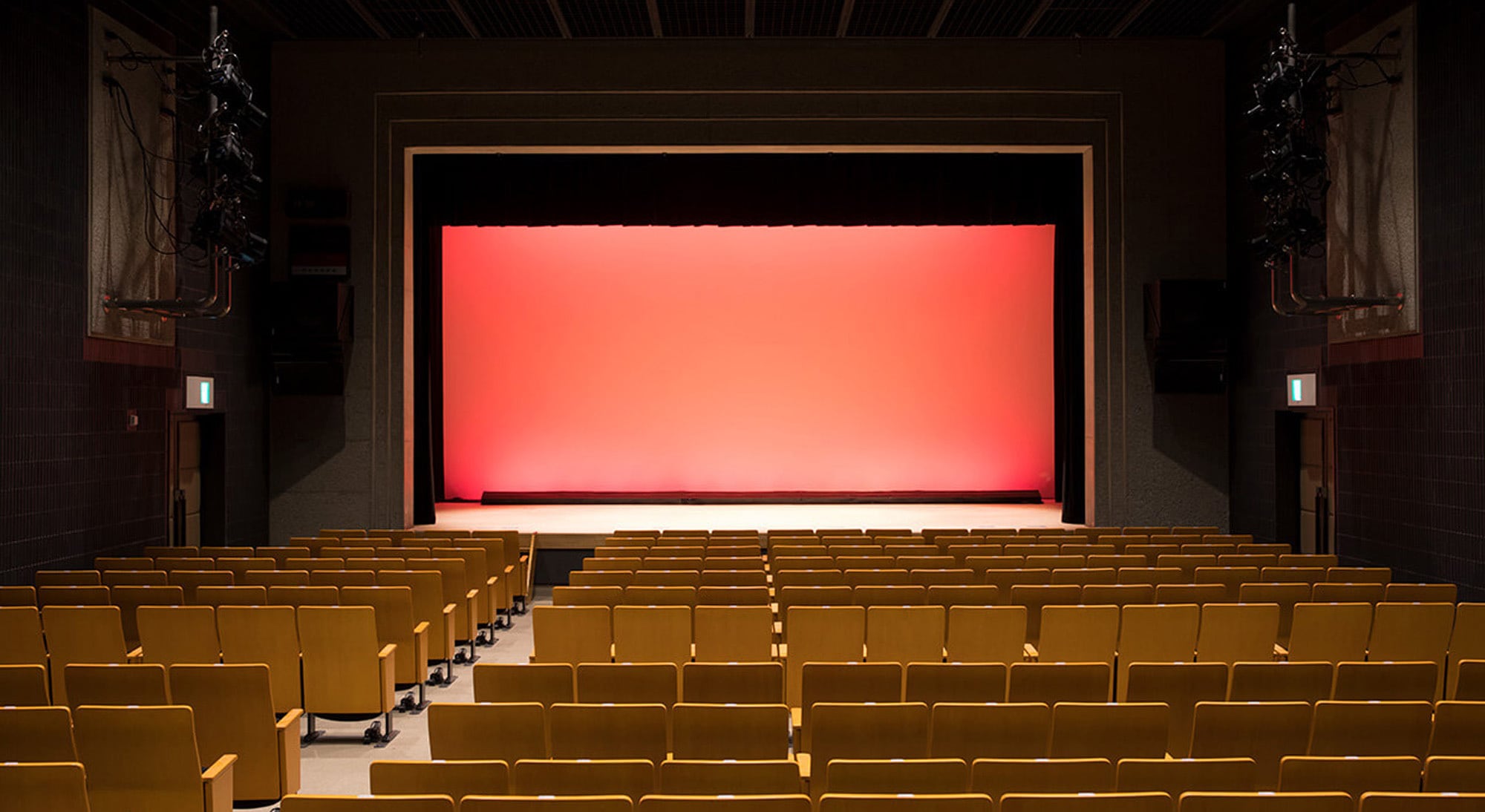 グランドピアノと撮る ピアニスト・プロフィール写真撮影