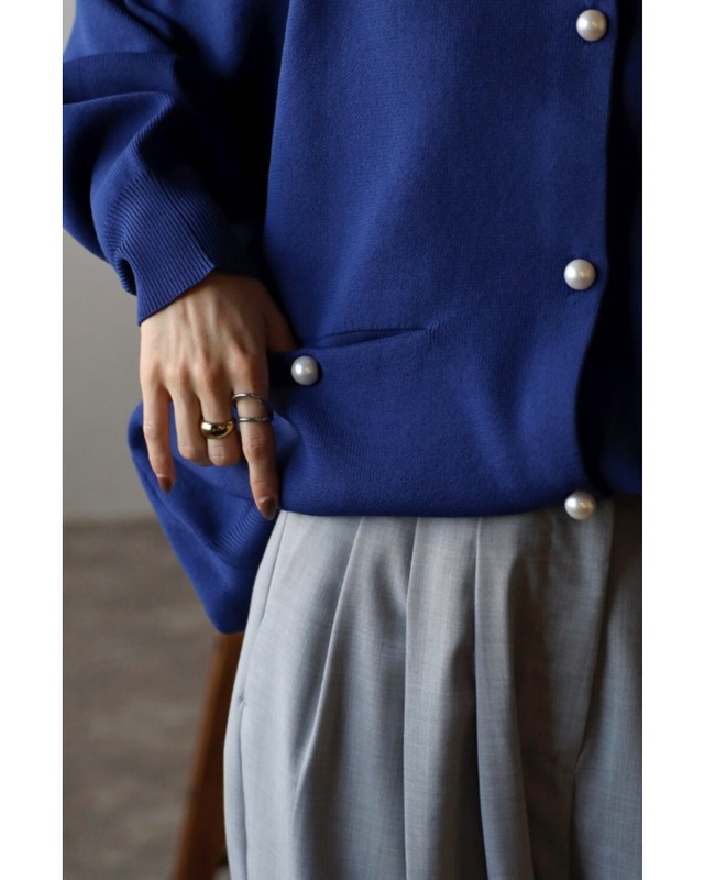 パールボタンカーディガン