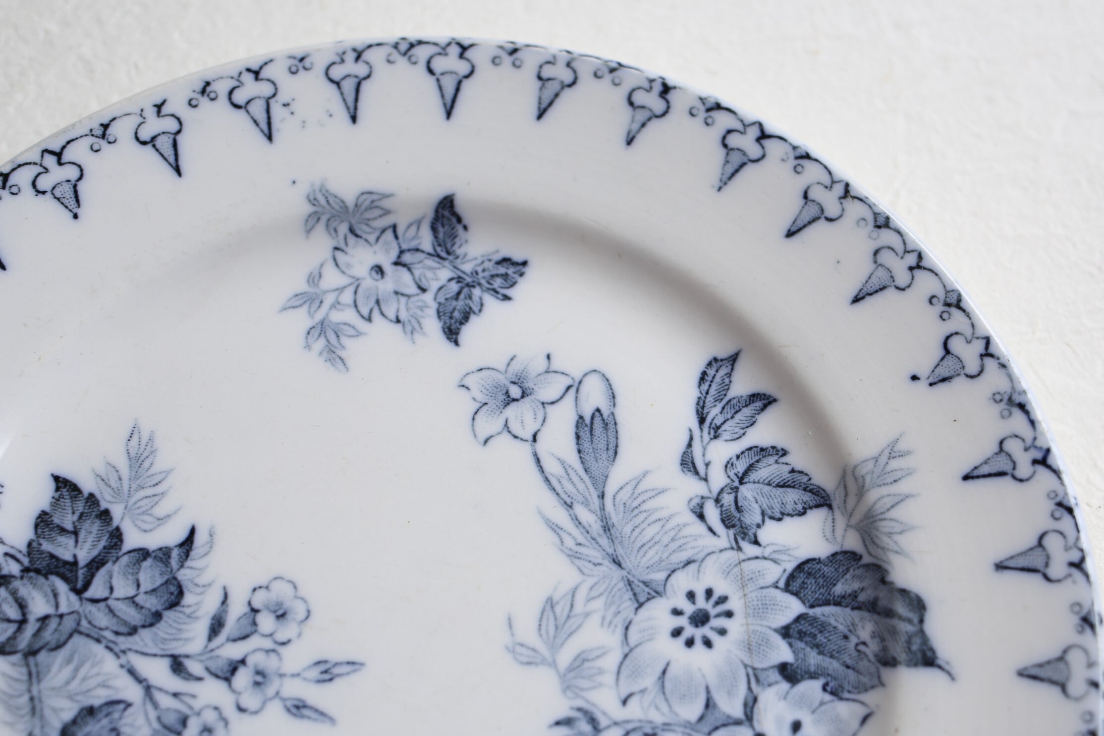 フランス アンティーク U＆C SARREGUEMINES サルグミンヌ 『FLORE