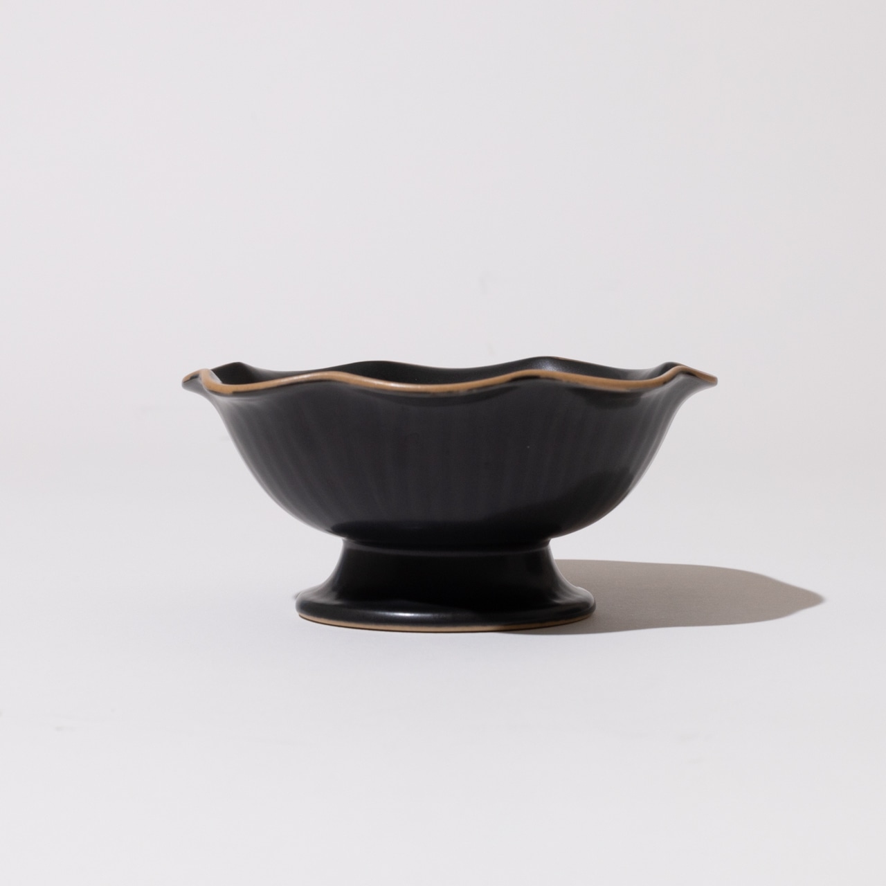 【craft】Frills Raised Bowl