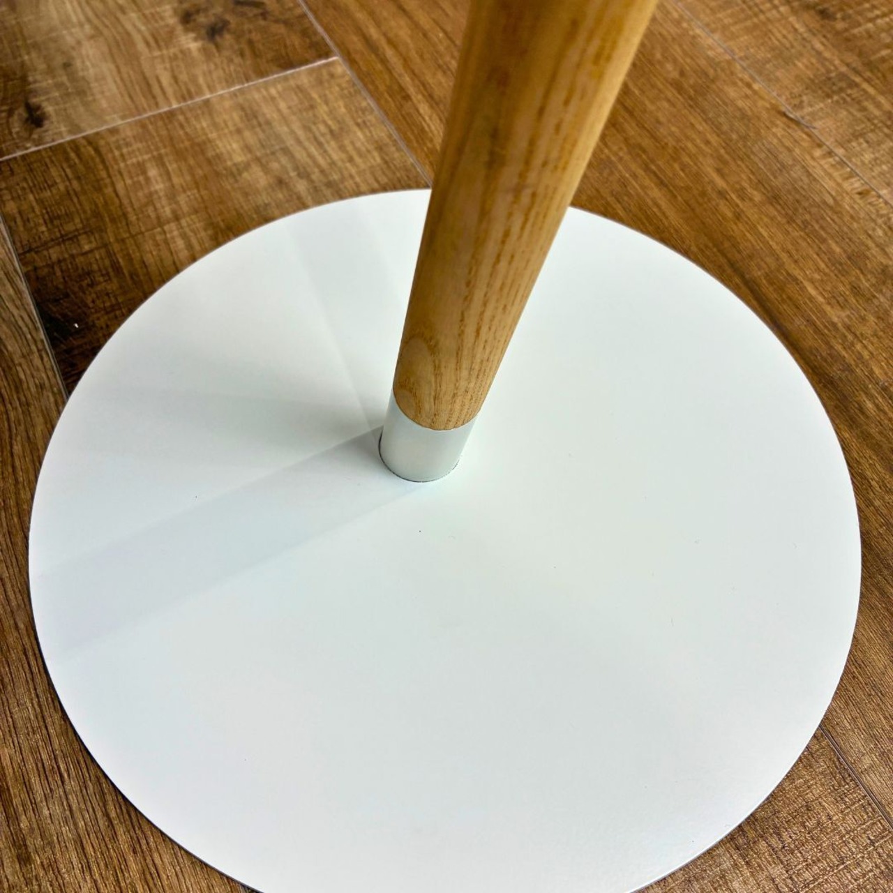 DUENDE デュエンデ TUBE&ROD チューブ&ロッド サイドテーブル カジュアルモダン ホワイト系【中古】【160サイズ】