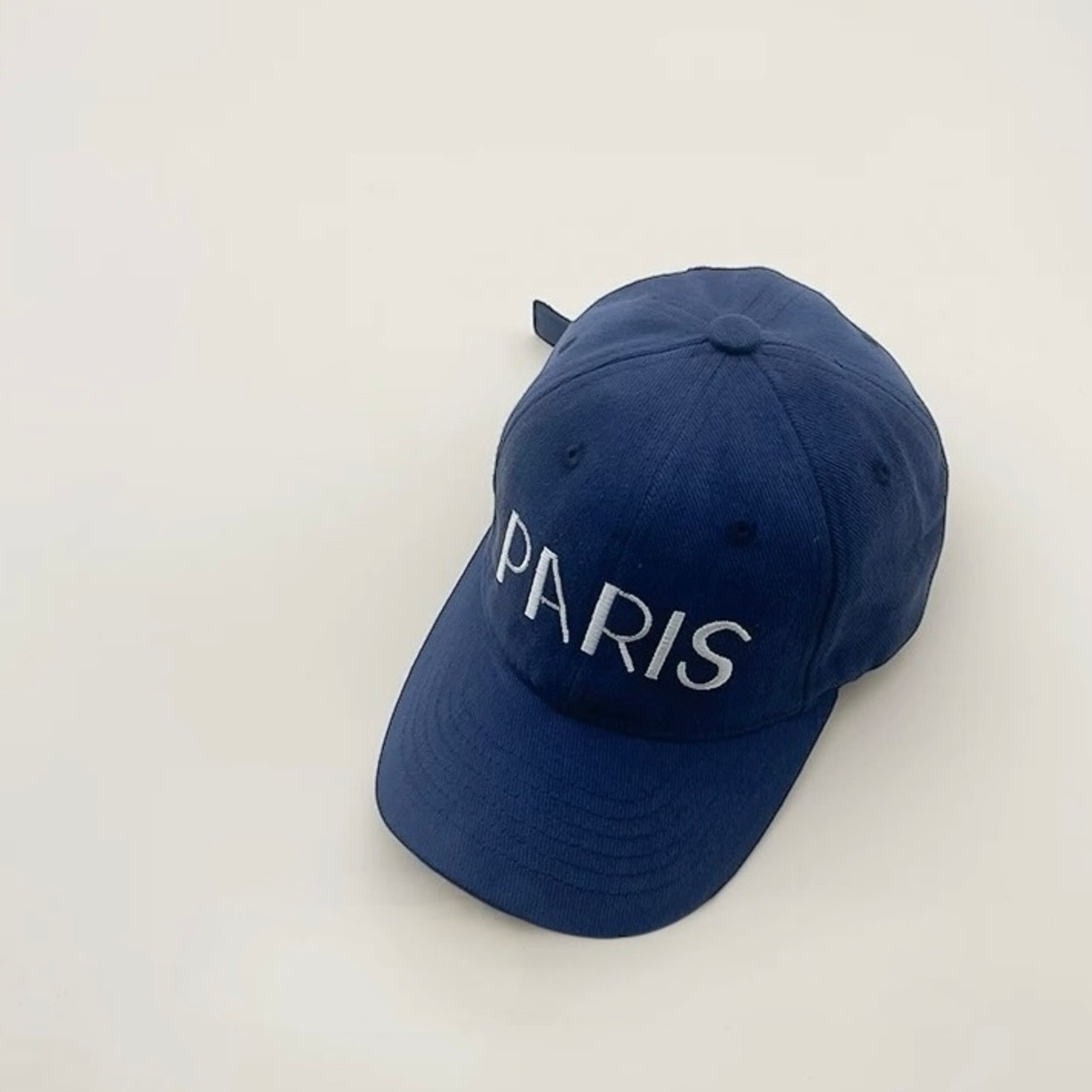 PARISロゴキャップ