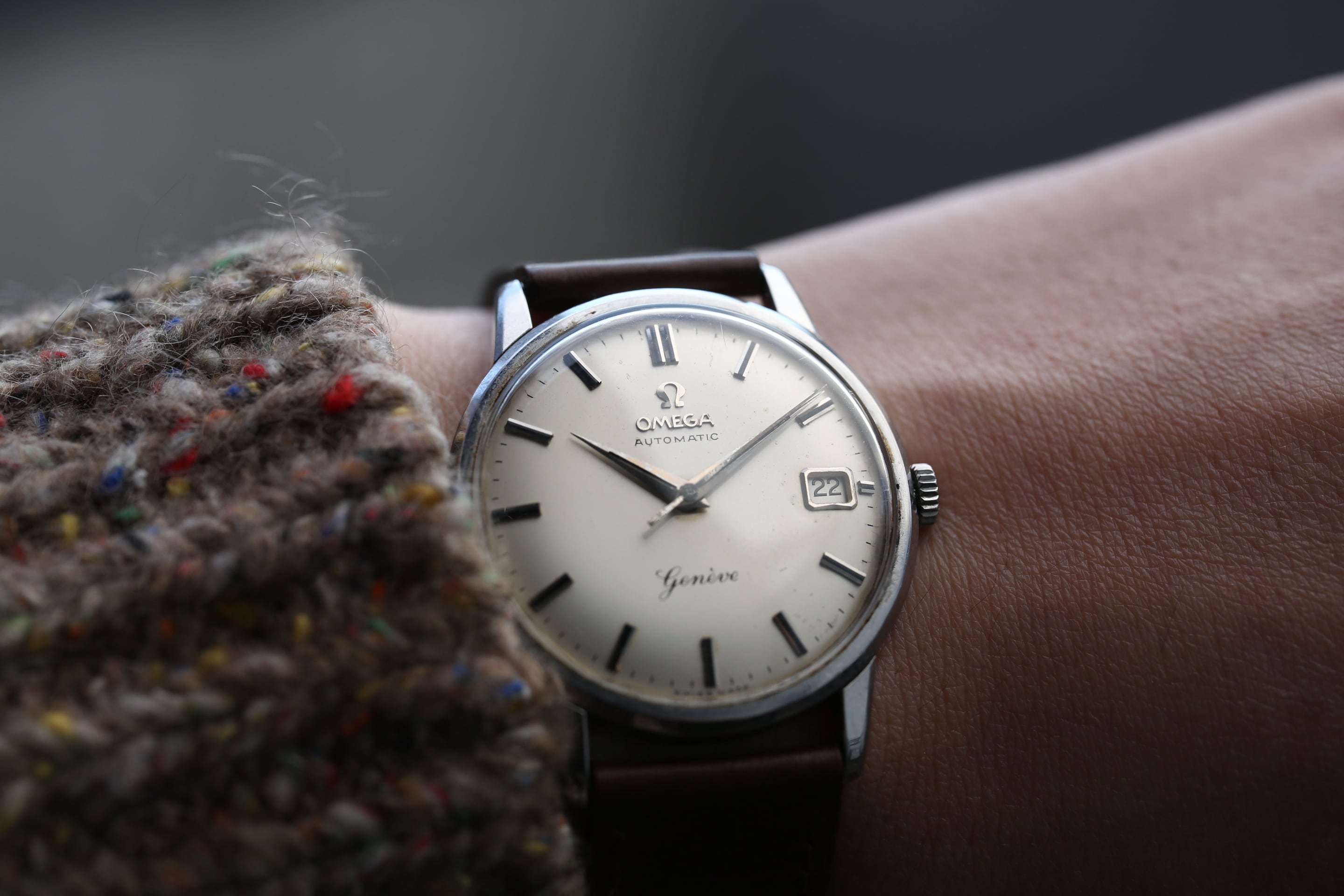 OMEGA】 1960's オメガ ジュネーブ デイト 初期型 筆記 立体植字 OMEGA】 1960's オメガ ジュネーブ デイト 初期型 筆記 立体植字