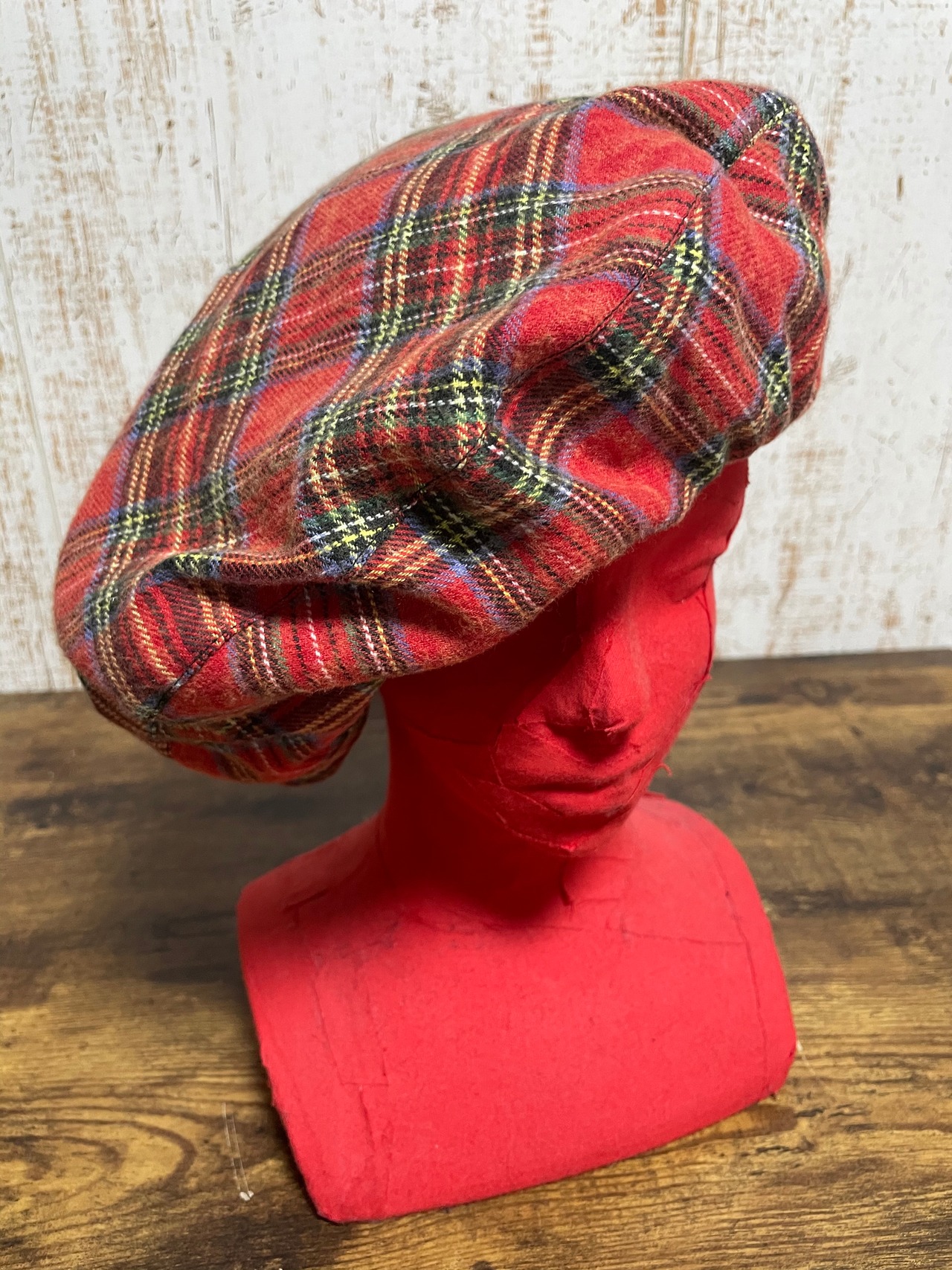 UNFINISHEDジップベレー帽レッド