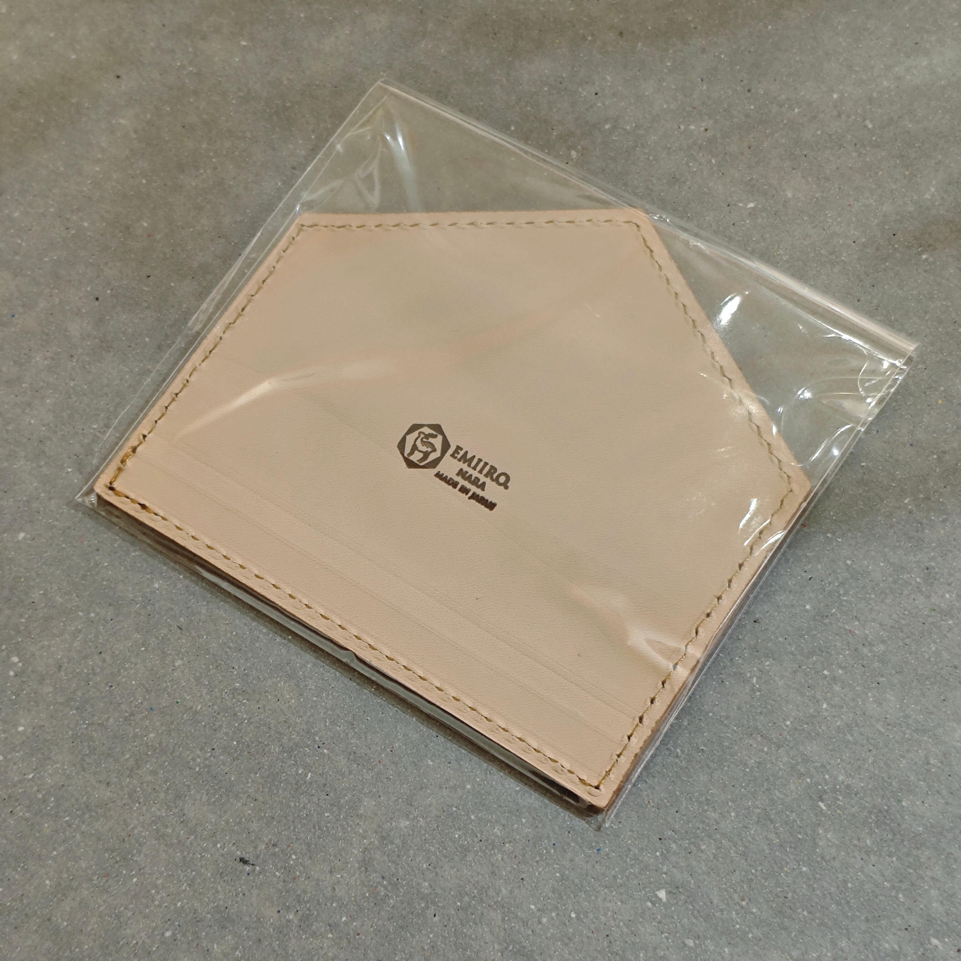 鹿の焼印コースター（おうち）（柿渋染めレザー / KAKISHIBU LEATHER