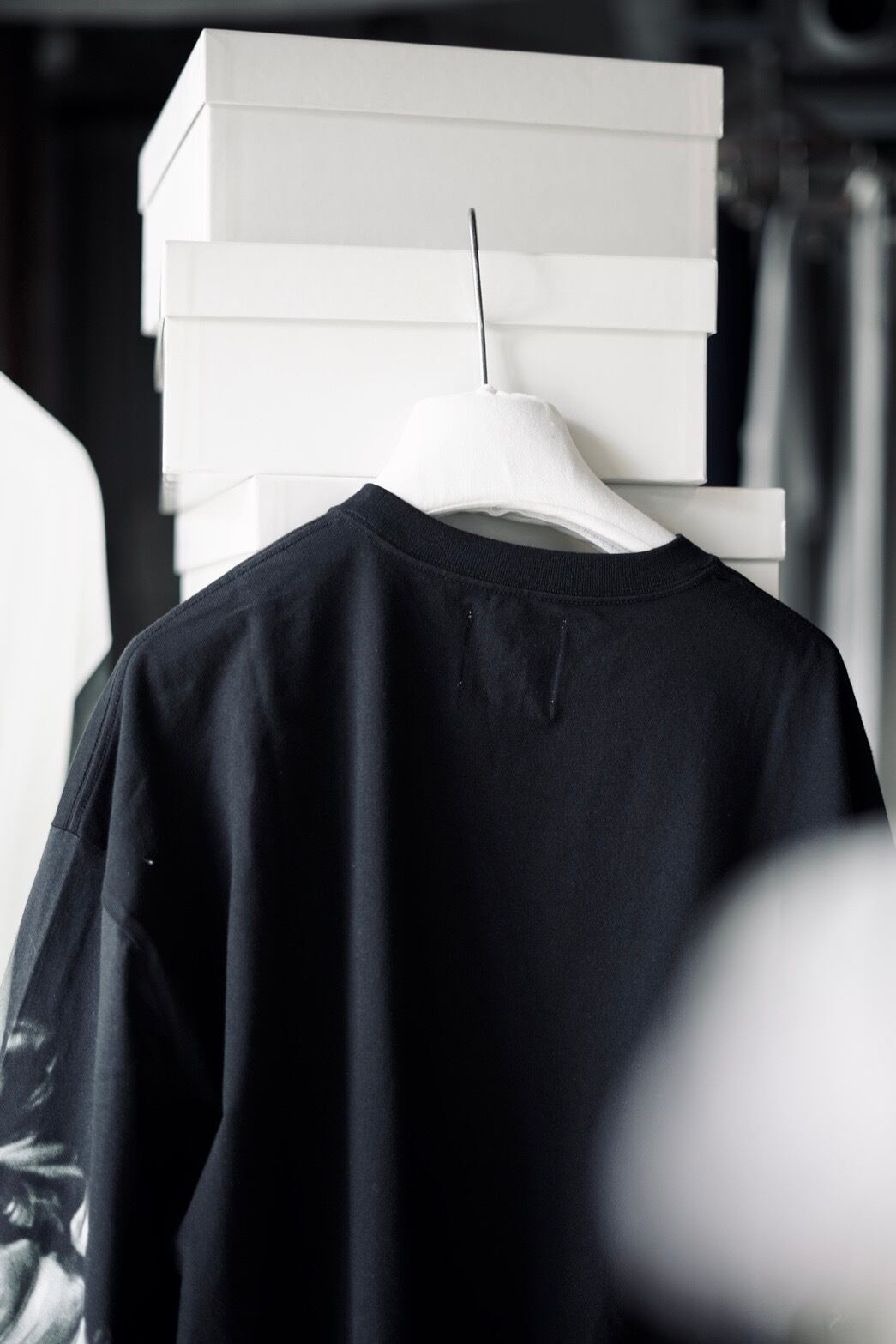 Mediam / Memories Sleeve Rib Long Tee ( White , Black ) | JUQUI Online