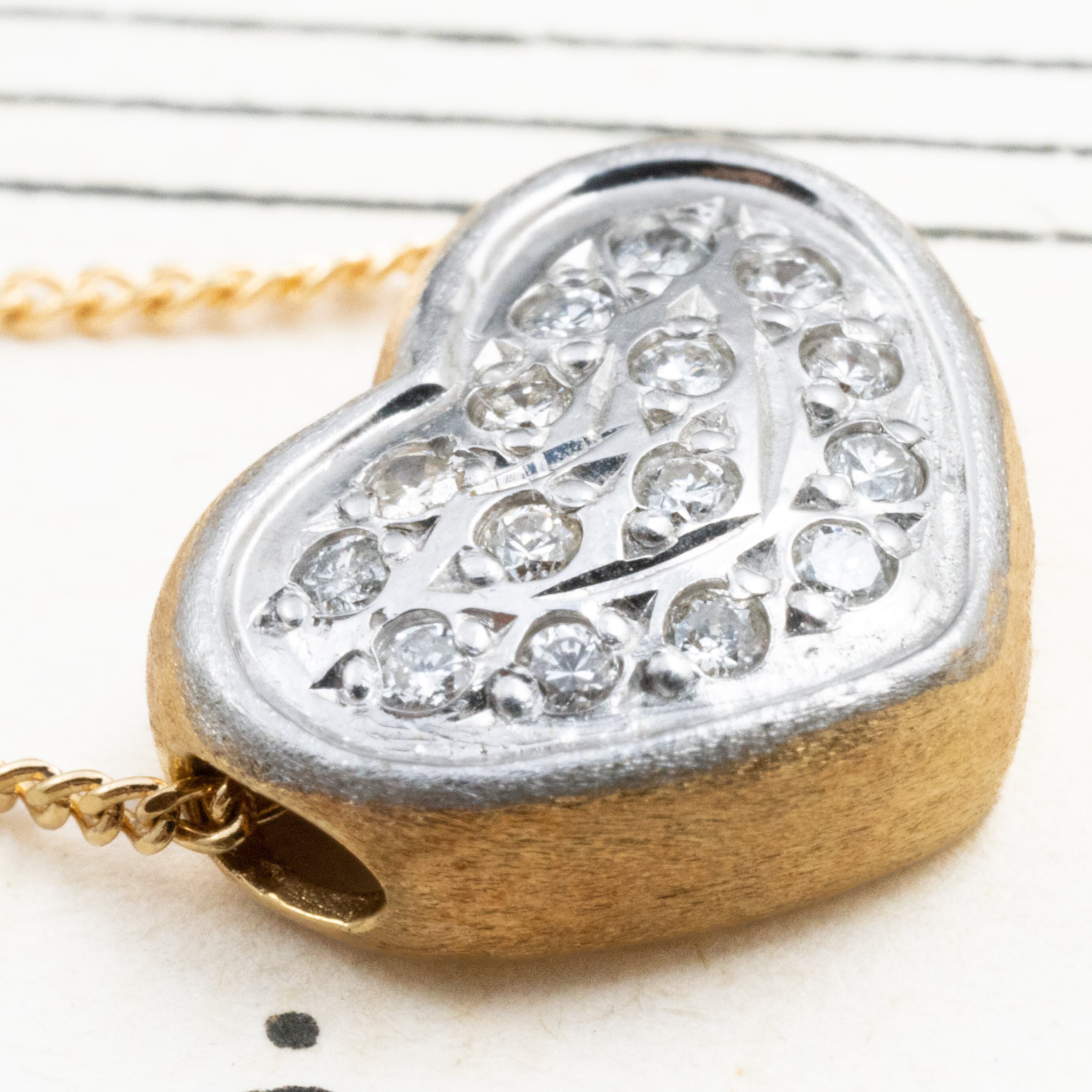 日本の作品】K18 ダイヤモンド ヴィンテージ ハート モチーフ 40cm