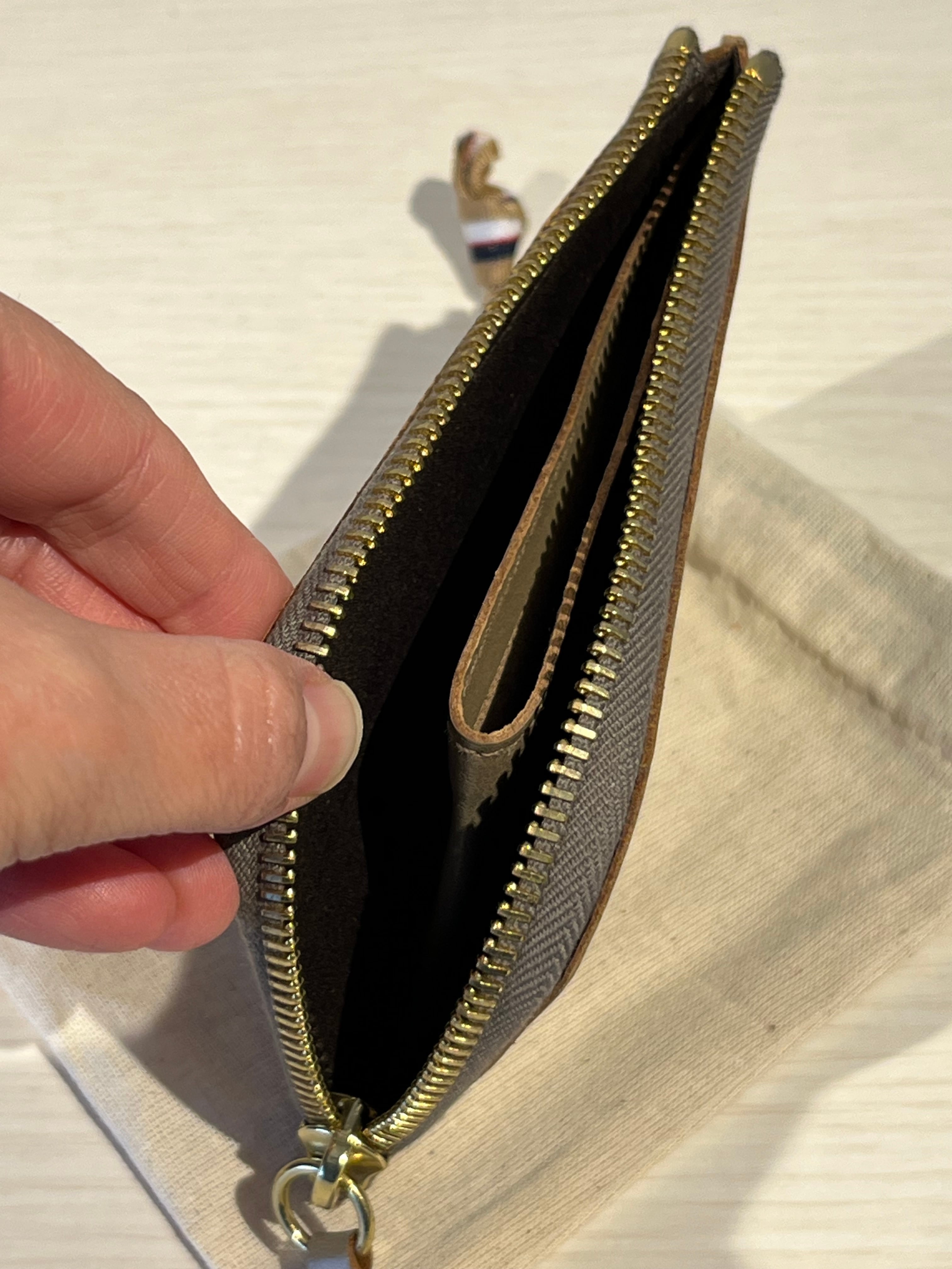 IL BISONTE/54_1_5432404540/L字ジップ財布(グレー) | QREEQ