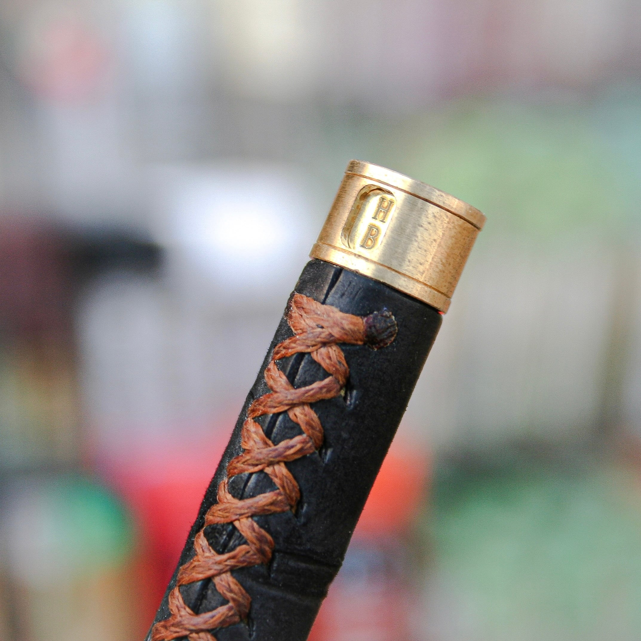 Schicksal 硬度表示窓付き 革軸芯ケース クロコダイルヌバックブラック ☆不定期販売☆ 業界初！ 硬度表示窓付き革軸芯ケース【クロコダイル