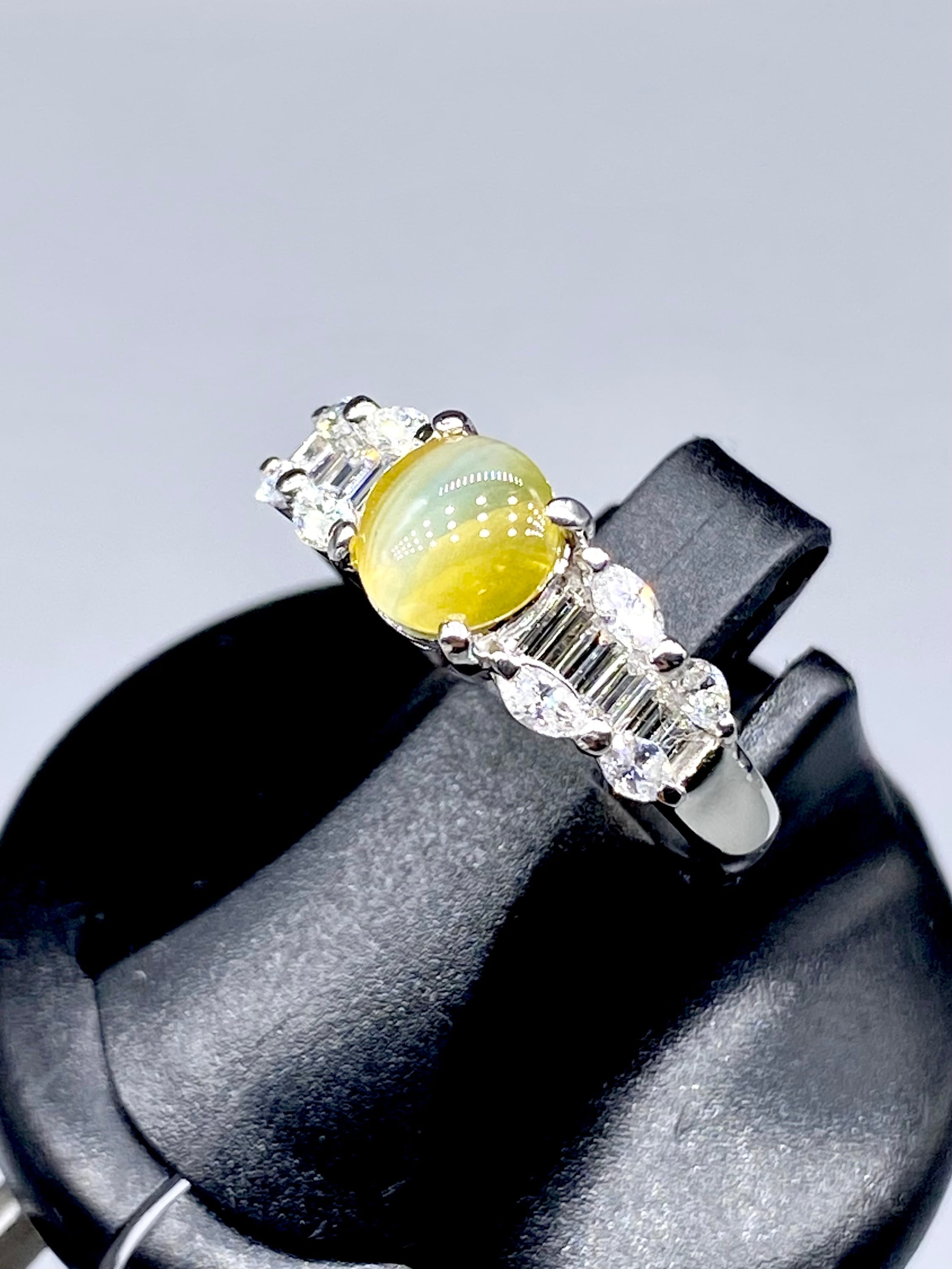 天然クリソベリルキャッツアイ　フリーサイズ対応リング クリソベリルキャッツアイ 1.66ct / ダイヤモンド 計0.72ct Pt900