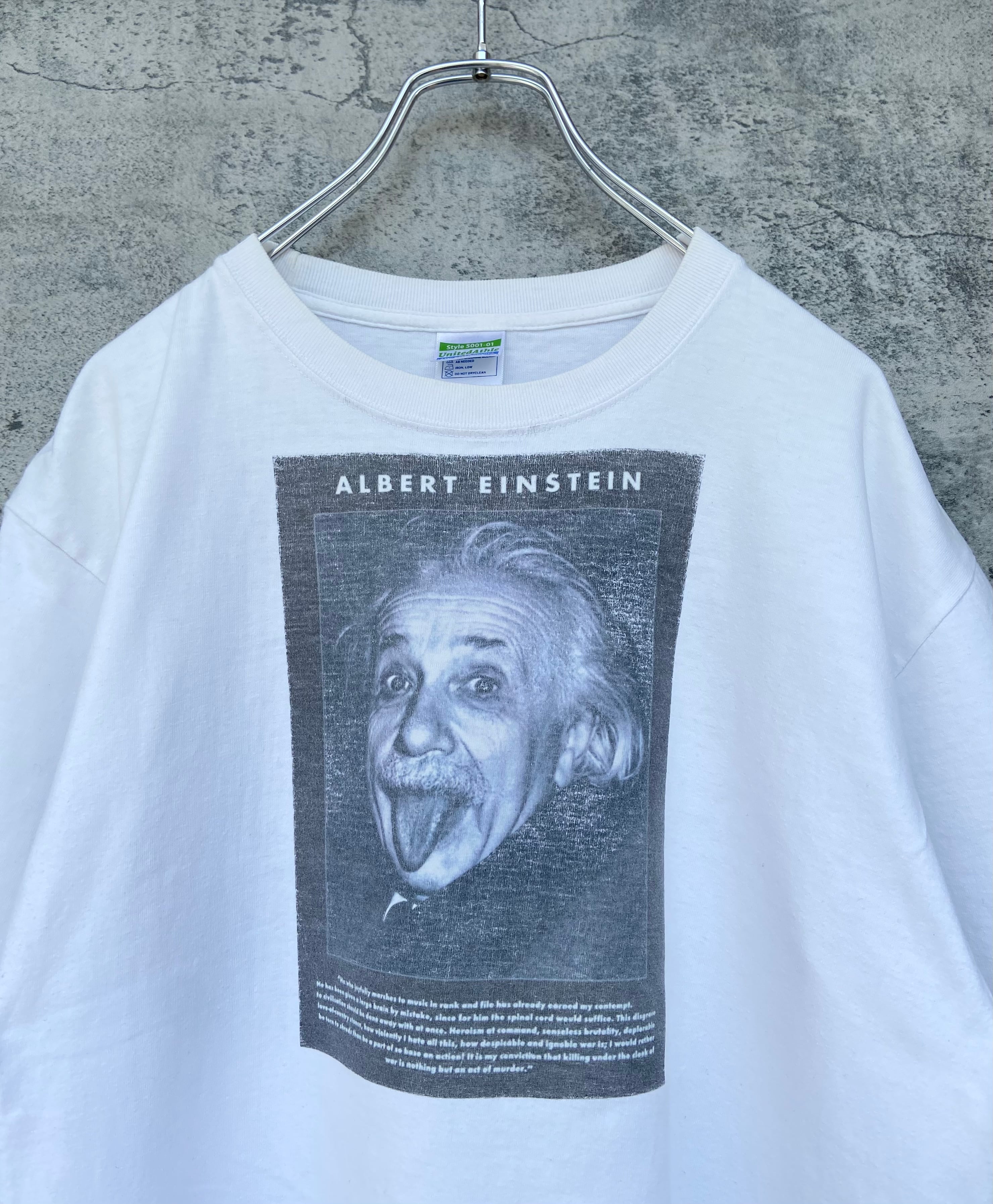 Albert Einstein アインシュタイン 黒 Tシャツ ボックスデザイン