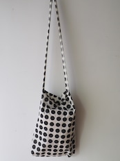 237g021 narrow bag A
