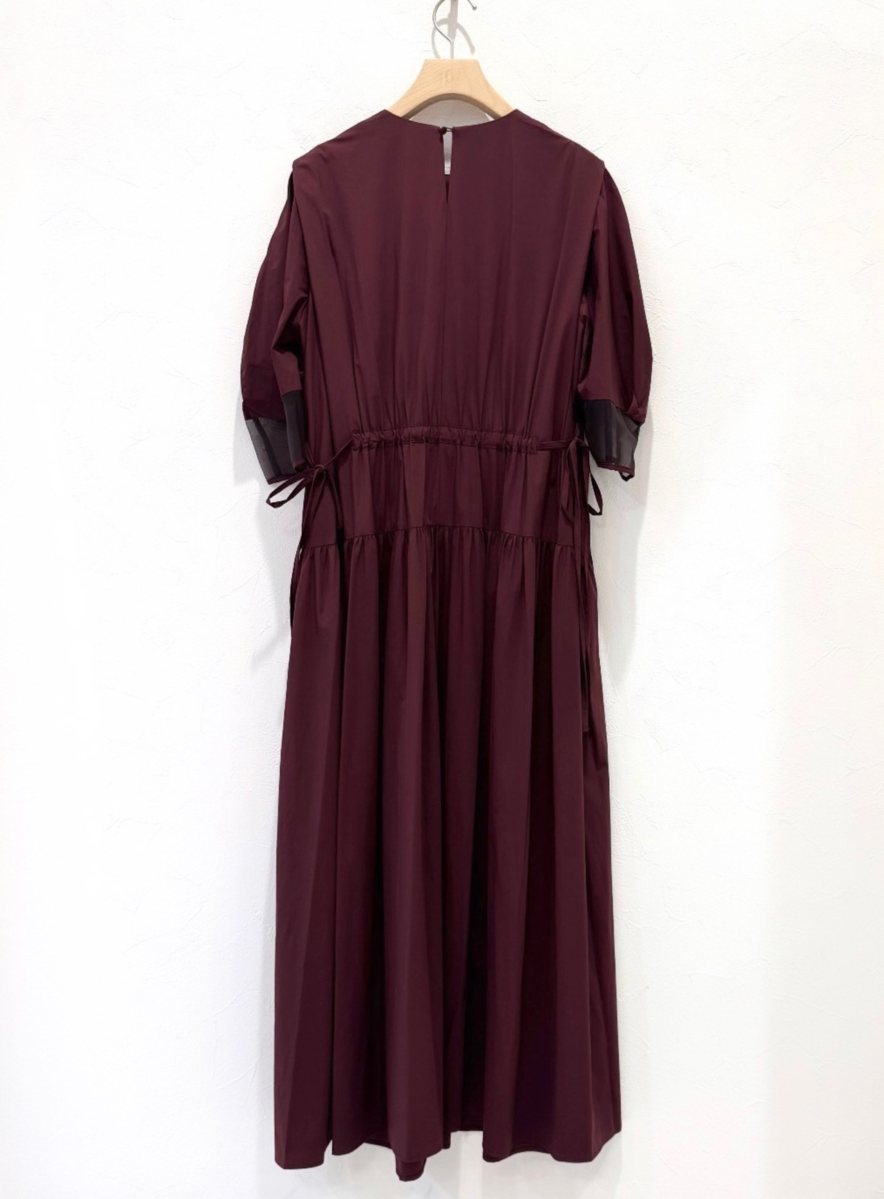 シアースリーブタックスモッキングワンピース