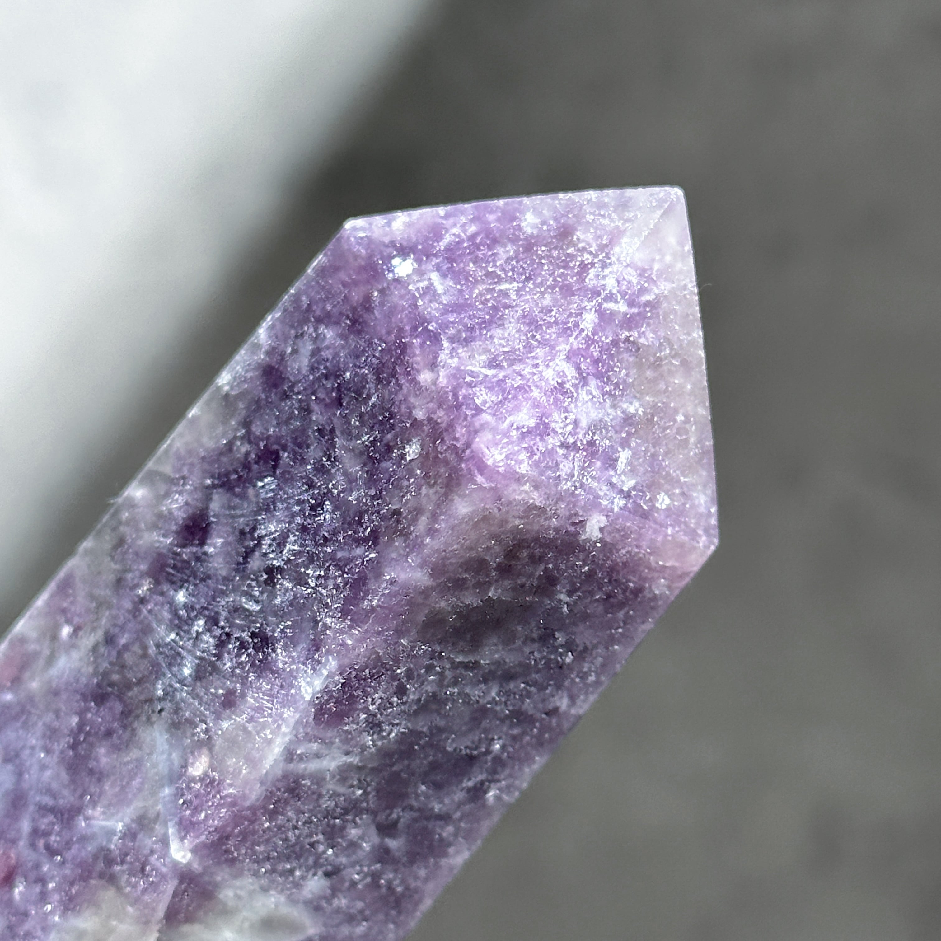 ユニコーンストーン タワー 84◇ Unicorn Stone ◇天然石・鉱物
