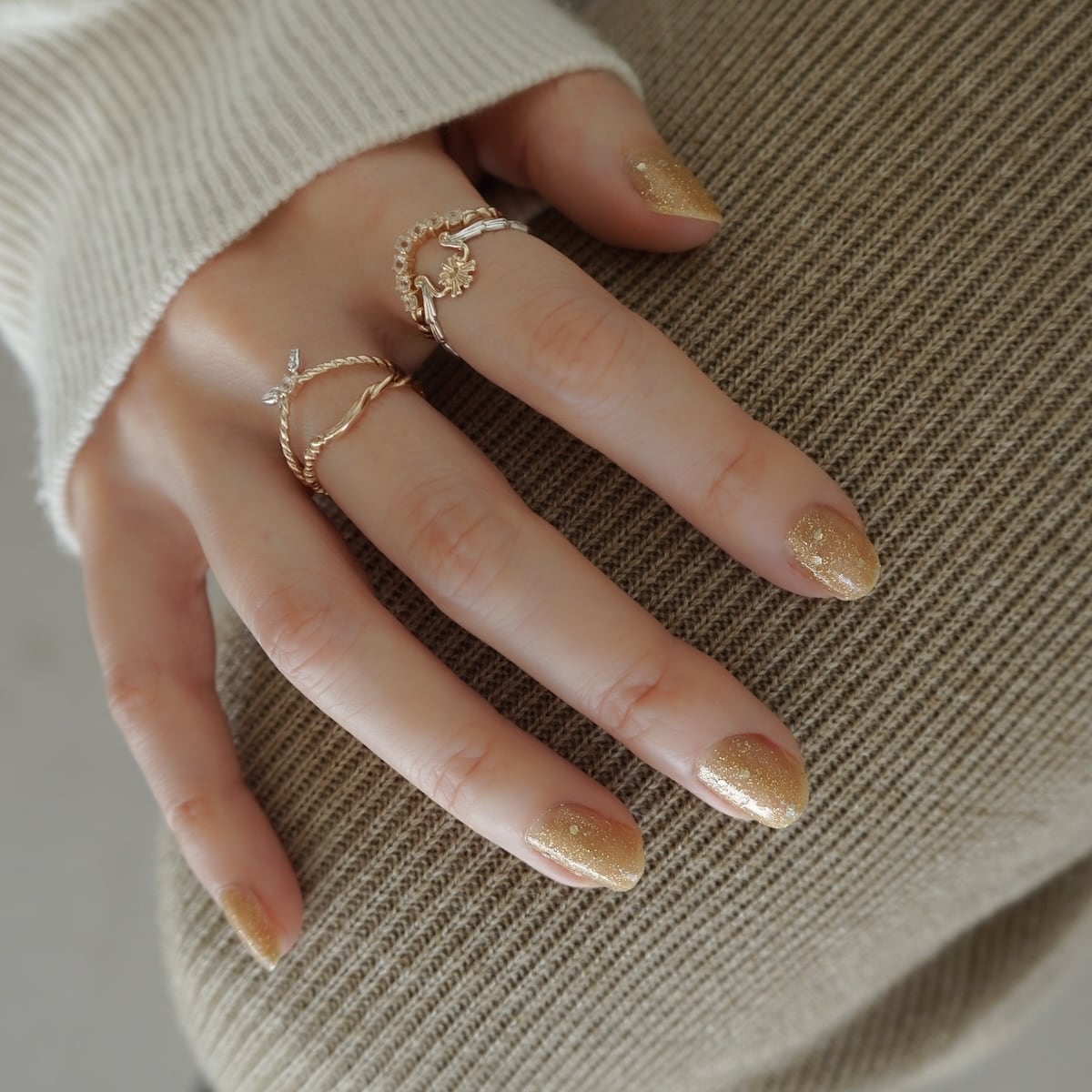 kinariya ネイルポリッシュ 18本セット 試してみた】gem stone nail polish KINARIYAの人気色・イエベブルベ別