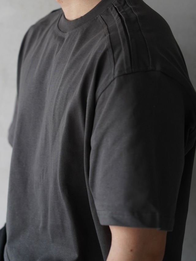 【3AM Select】shoulder design tee shirts